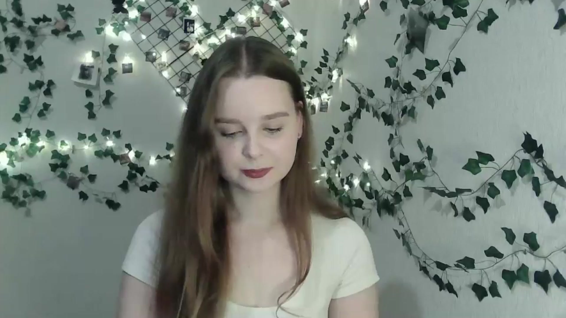 Gallery image thumbnail from New_Lina's myfreecams stream on, 01/28/2025, 22:37 image 3 of 20