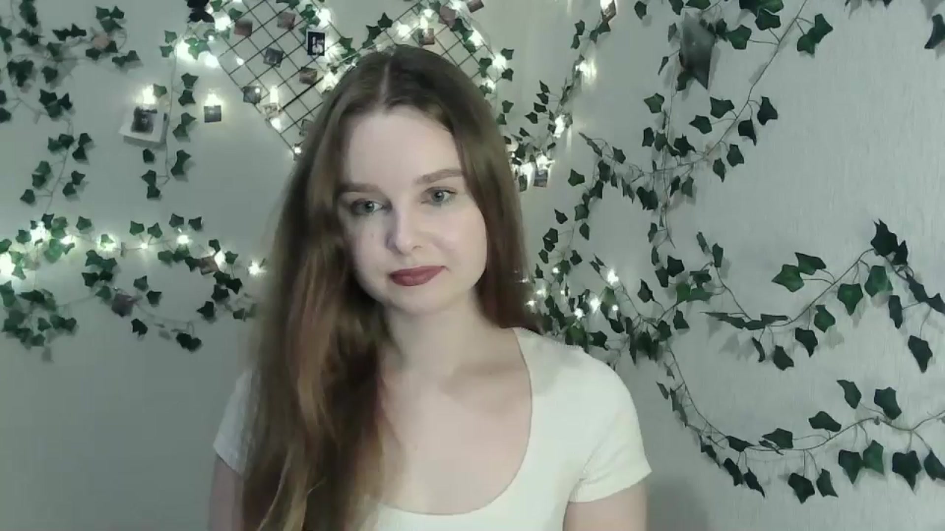 Gallery image thumbnail from New_Lina's myfreecams stream on, 01/28/2025, 22:37 image 8 of 20