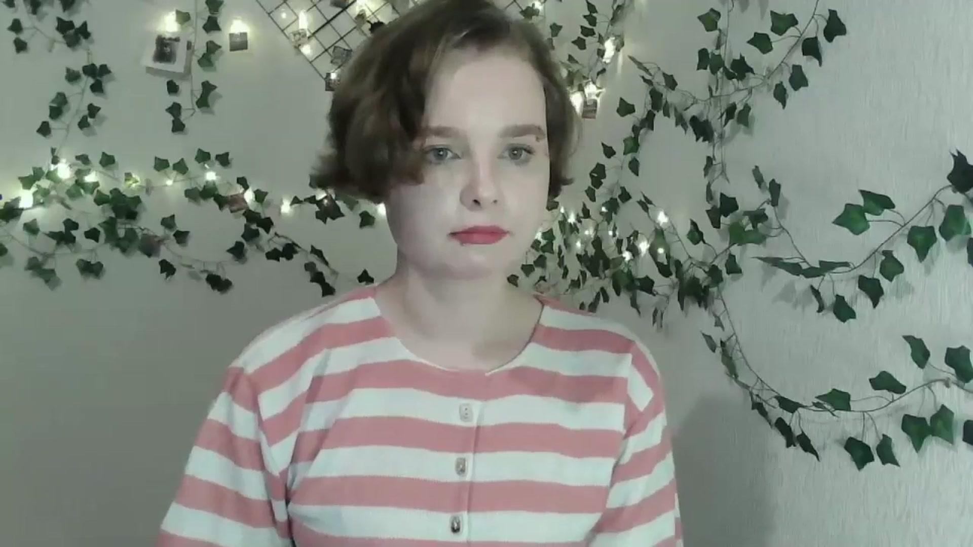 Gallery image thumbnail from New_Lina's myfreecams stream on, 03/20/2025, 21:31 image 2 of 20