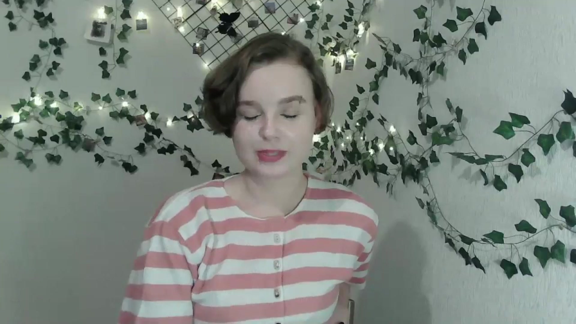 Gallery image thumbnail from New_Lina's myfreecams stream on, 03/20/2025, 21:31 image 14 of 20