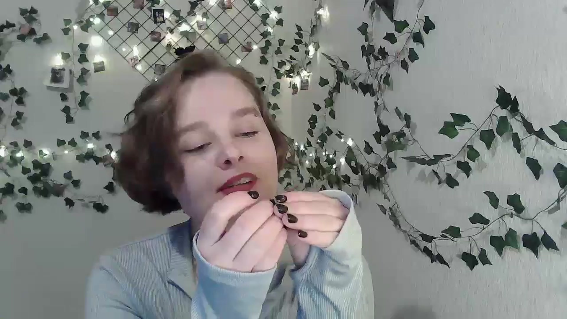 Gallery image thumbnail from New_Lina's myfreecams stream on, 04/17/2025, 20:59 image 6 of 20