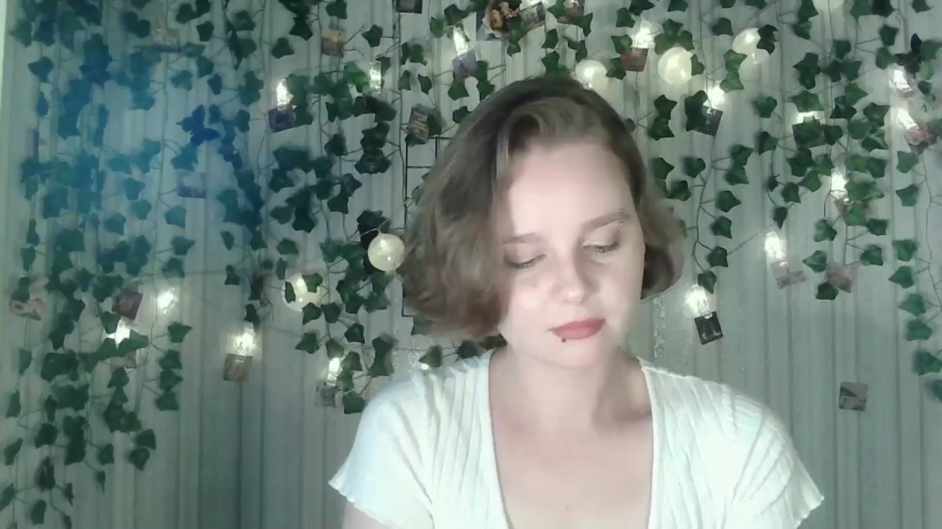 Gallery image thumbnail from New_Lina's myfreecams stream on, 06/29/2025, 18:20 image 14 of 20