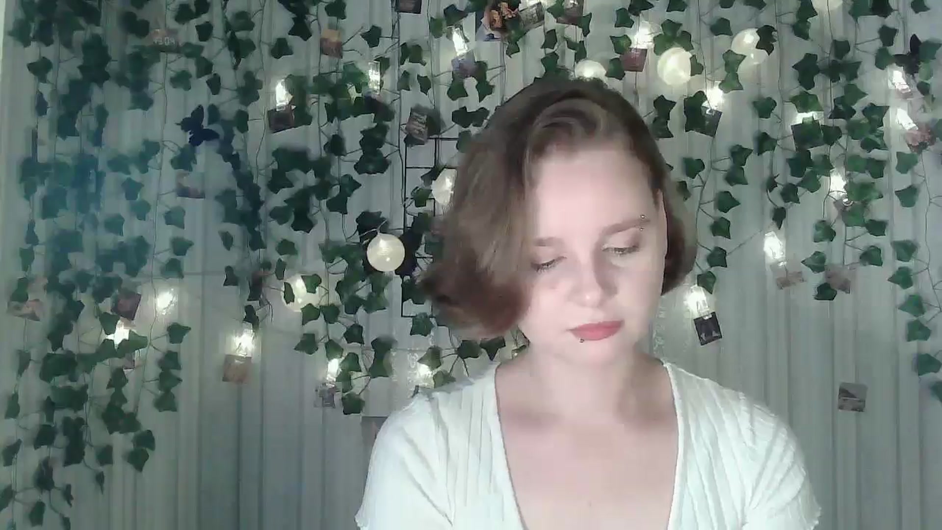 Gallery image thumbnail from New_Lina's myfreecams stream on, 06/29/2025, 18:20 image 5 of 20