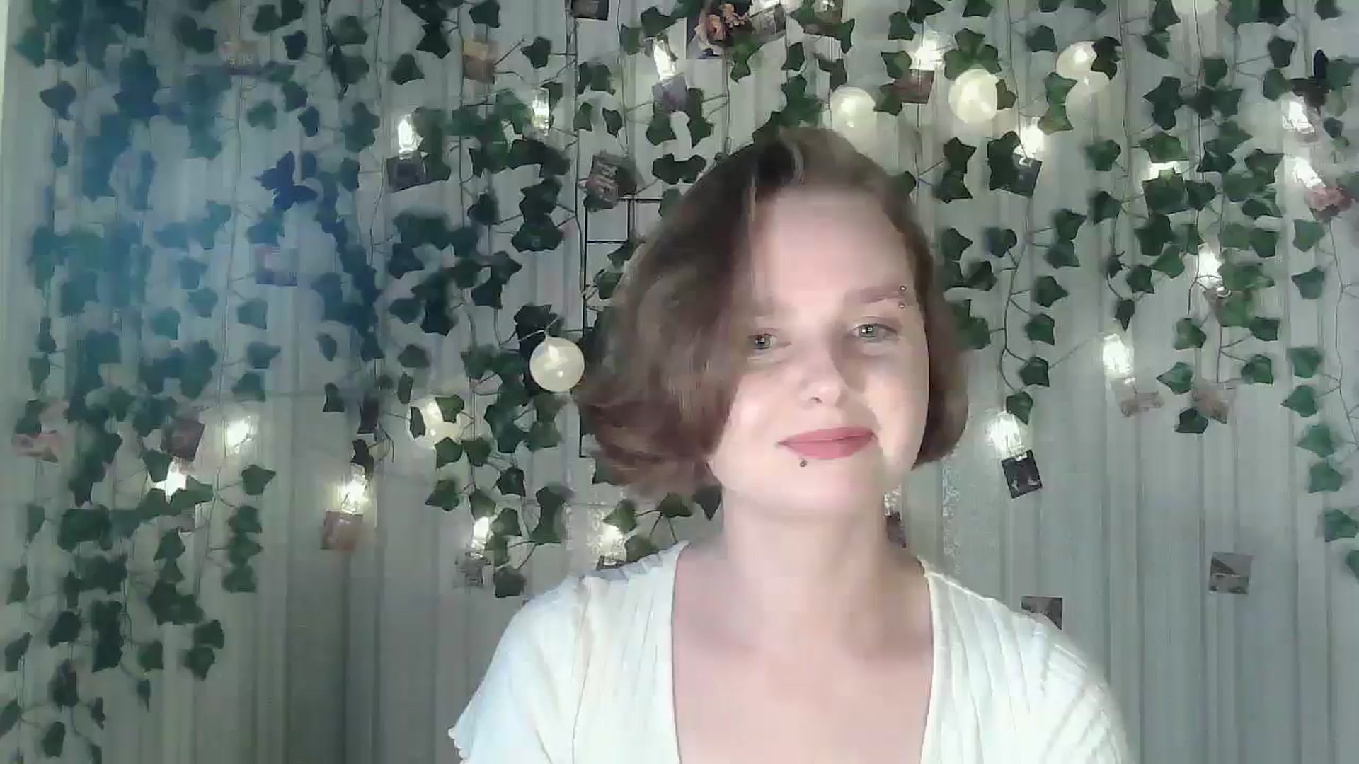 Gallery image thumbnail from New_Lina's myfreecams stream on, 06/29/2025, 18:20 image 11 of 20