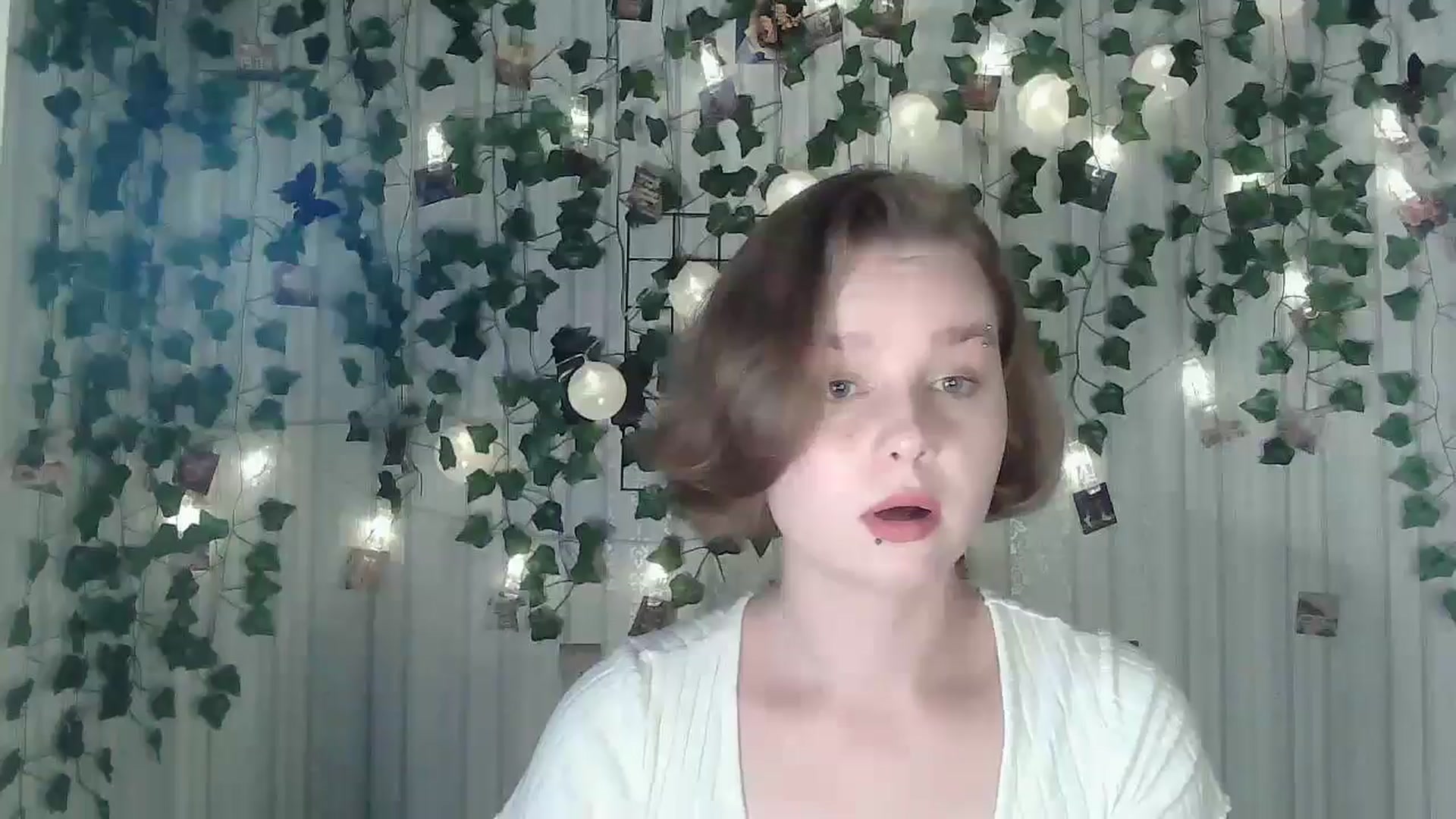 Gallery image thumbnail from New_Lina's myfreecams stream on, 06/29/2025, 18:20 image 15 of 20