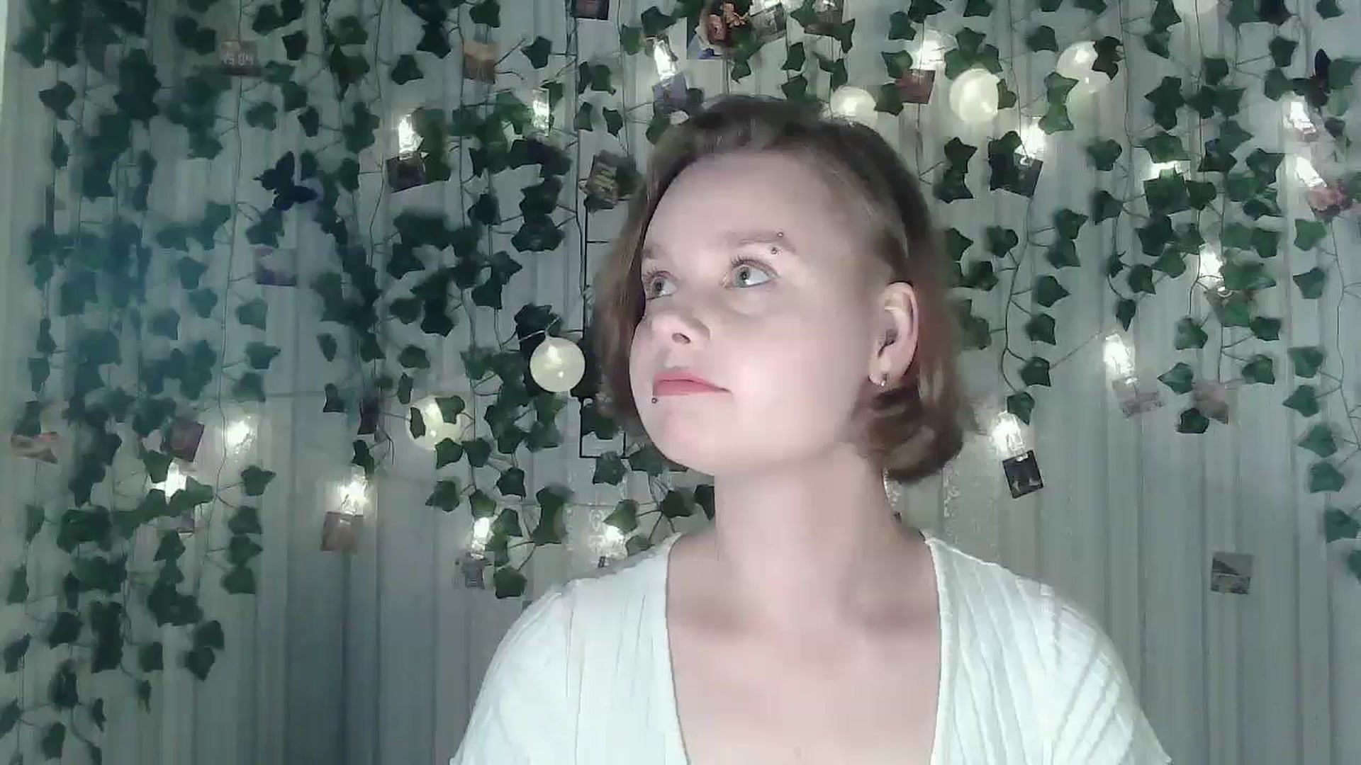 Gallery image thumbnail from New_Lina's myfreecams stream on, 06/29/2025, 18:20 image 6 of 20
