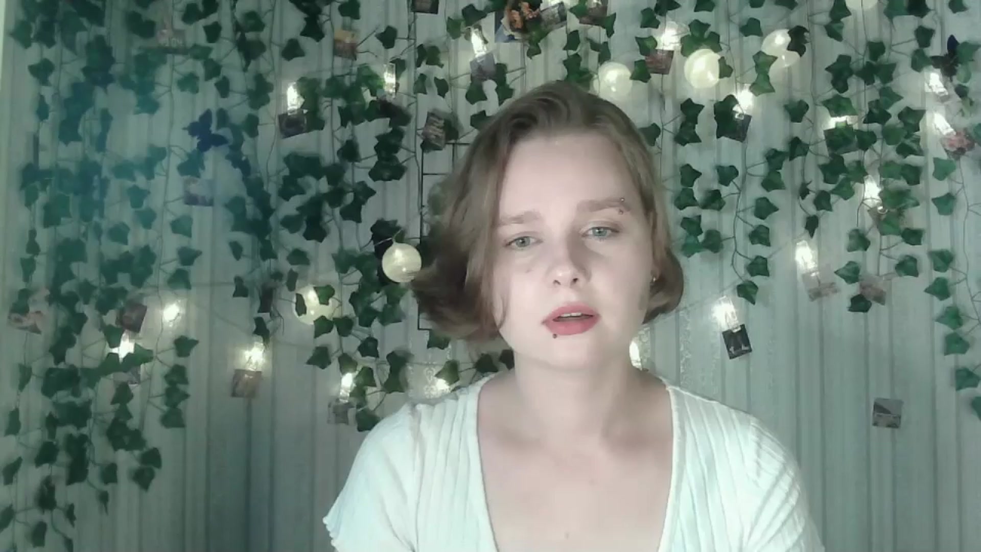 Gallery image thumbnail from New_Lina's myfreecams stream on, 06/29/2025, 18:20 image 1 of 20