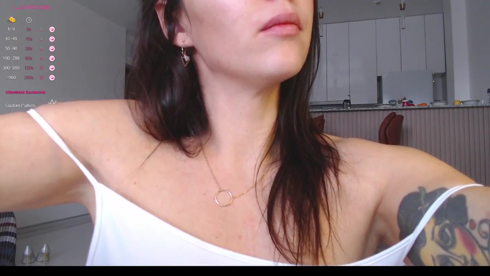 Gallery image thumbnail from New_Natasha's myfreecams stream on, 01/04/2026, 12:45 image 5 of 20