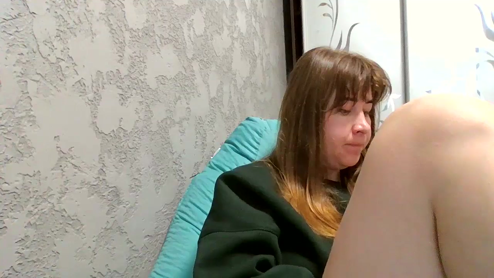 Gallery image thumbnail from NextDoorWoman's myfreecams stream on, 01/19/2025, 12:03 image 16 of 20