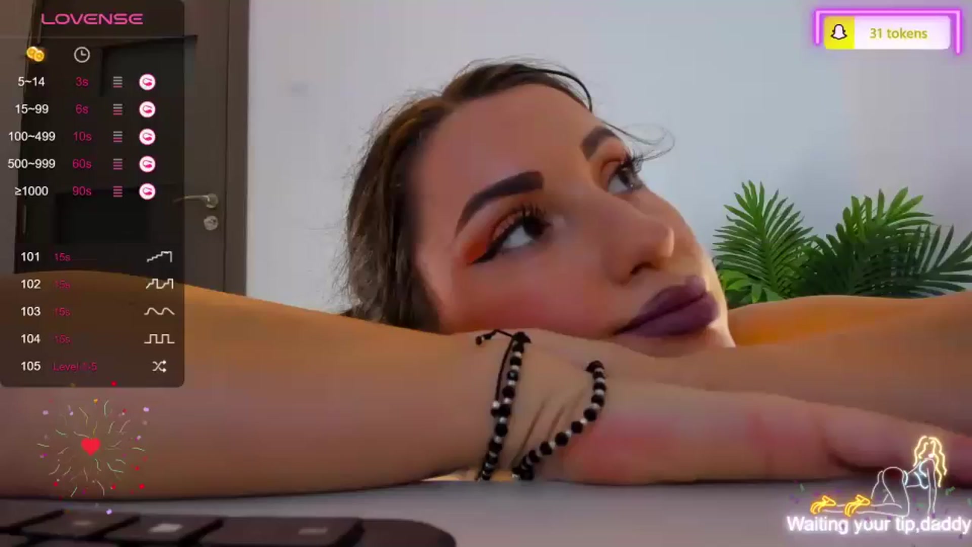 Gallery image thumbnail from Neytirii's myfreecams stream on, 08/28/2023, 10:32 image 19 of 20