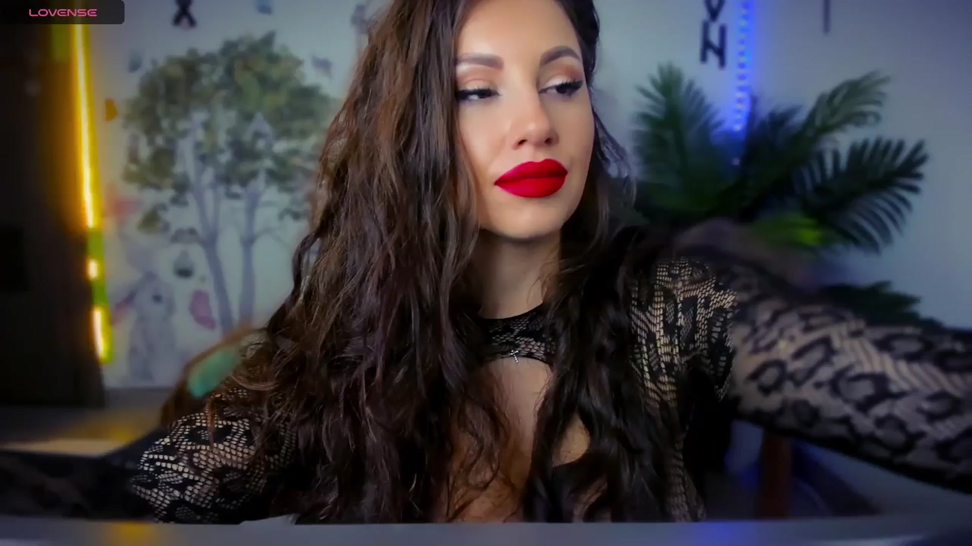 Gallery image thumbnail from Neytirii's myfreecams stream on, 11/21/2023, 16:52 image 20 of 20
