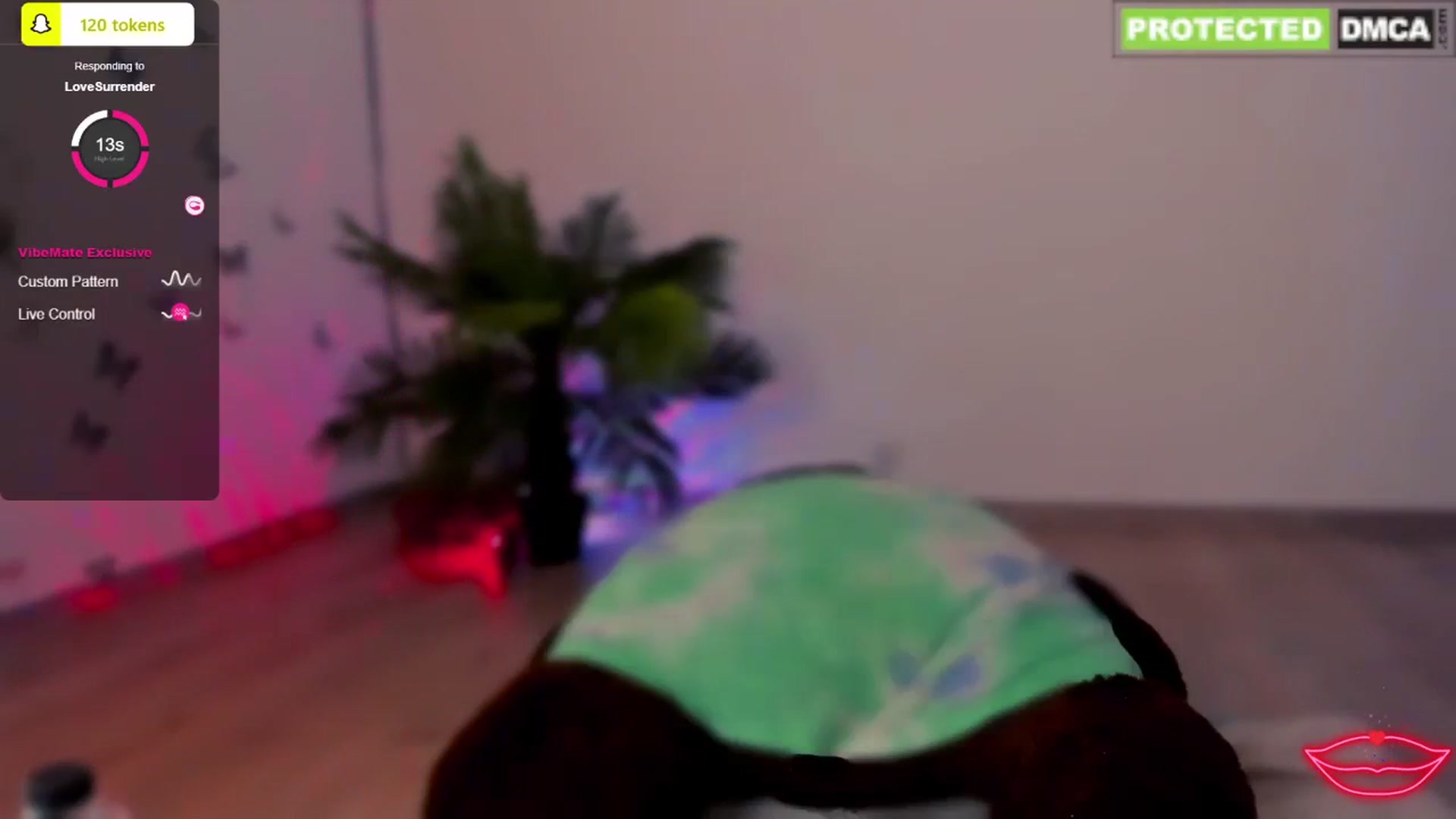 Gallery image thumbnail from Neytirii's myfreecams stream on, 01/25/2024, 14:22 image 17 of 20