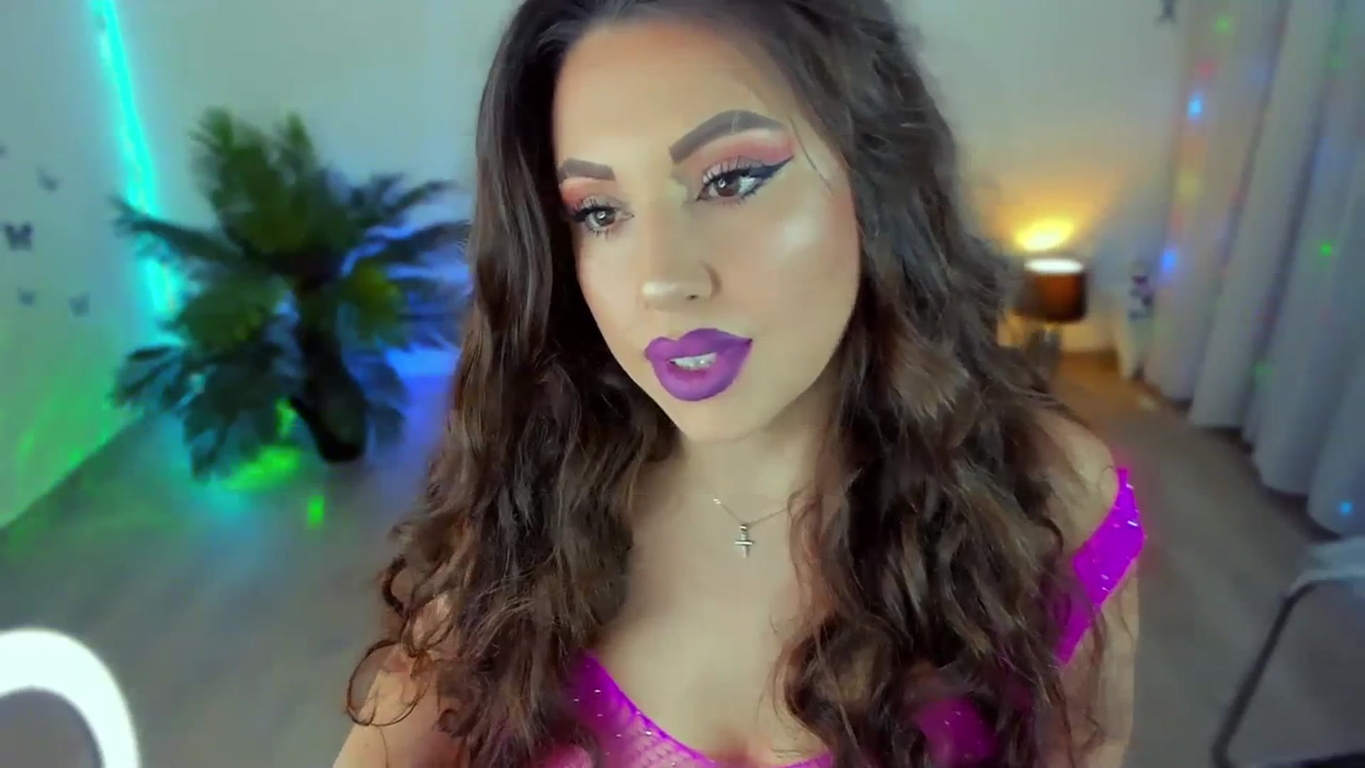 Gallery image thumbnail from Neytirii's myfreecams stream on, 02/22/2024, 10:46 image 4 of 20