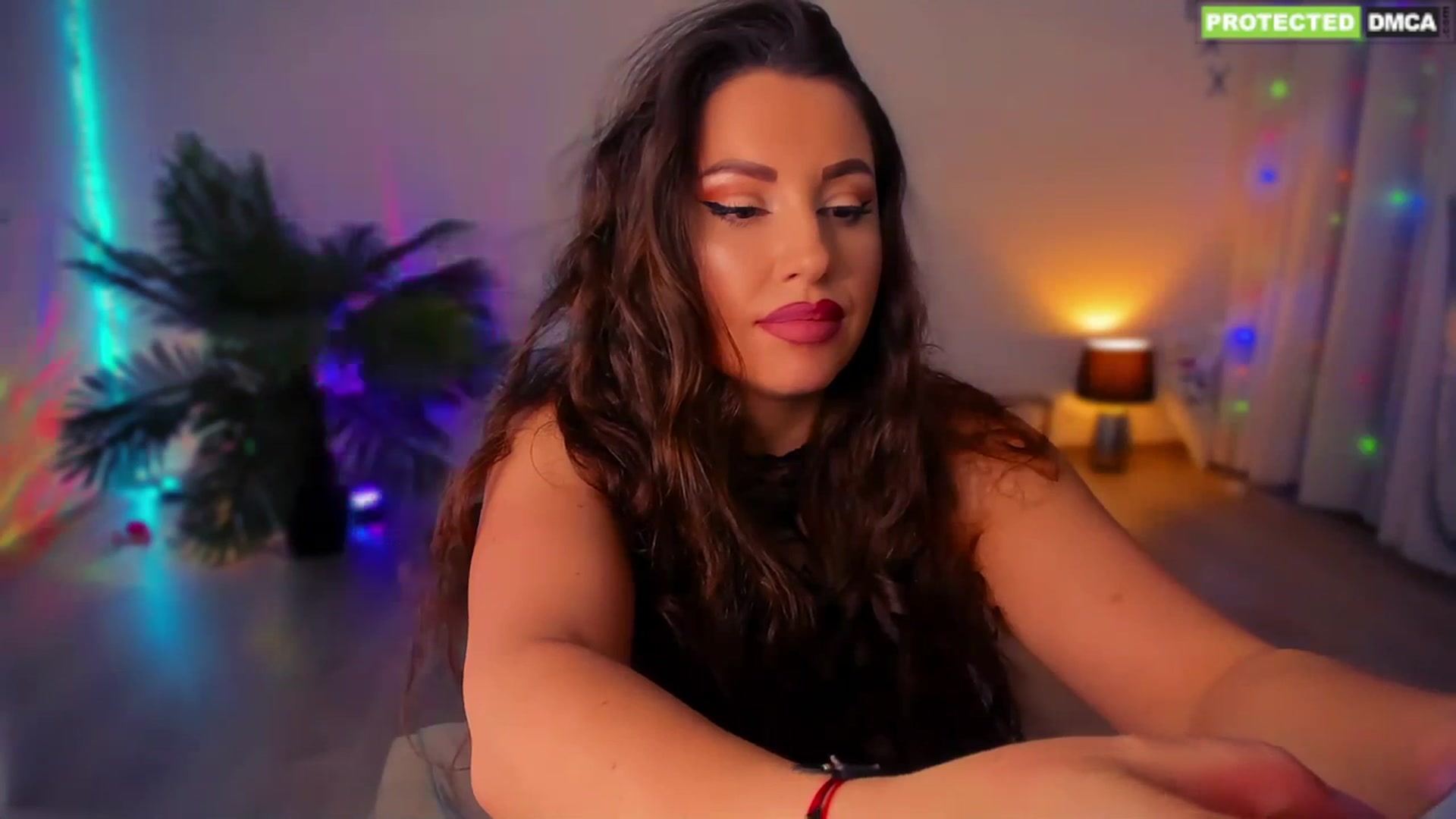 Gallery image thumbnail from Neytirii's myfreecams stream on, 03/07/2024, 23:13 image 18 of 20