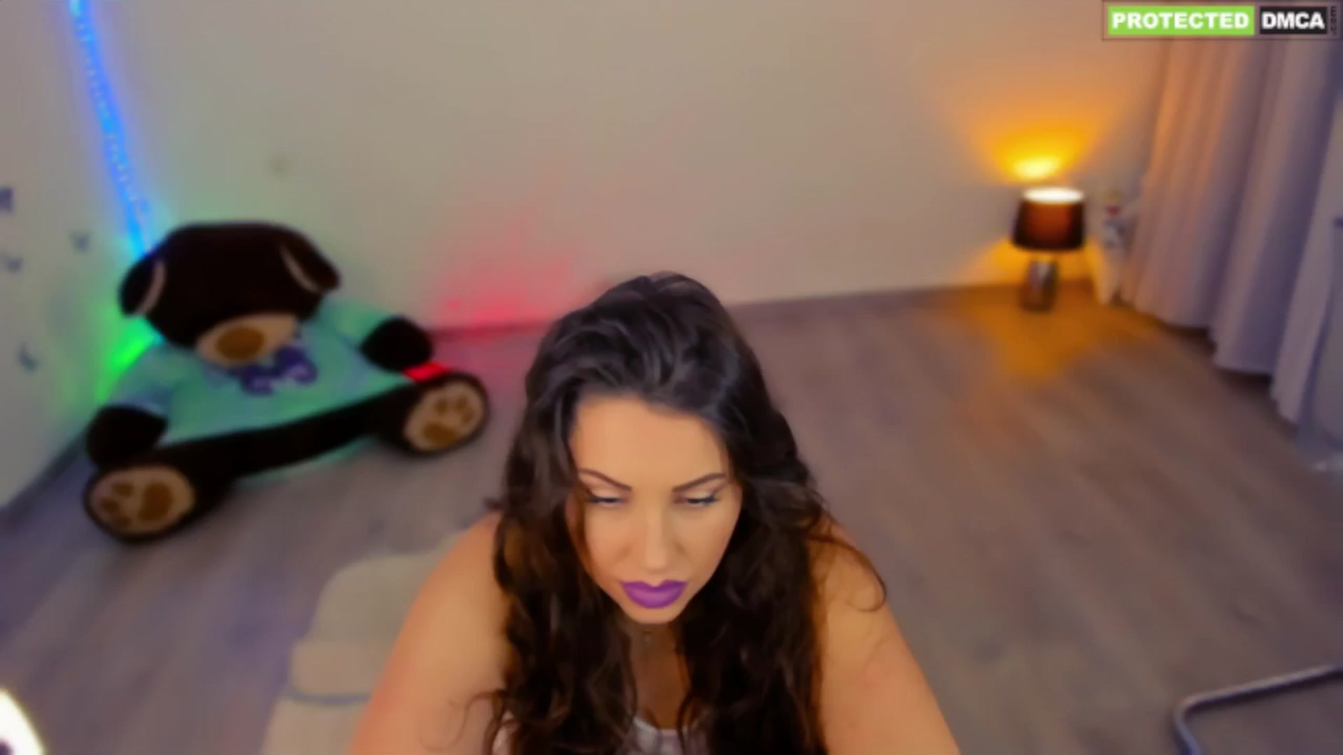 Gallery image thumbnail from Neytirii's myfreecams stream on, 05/09/2024, 09:18 image 1 of 20