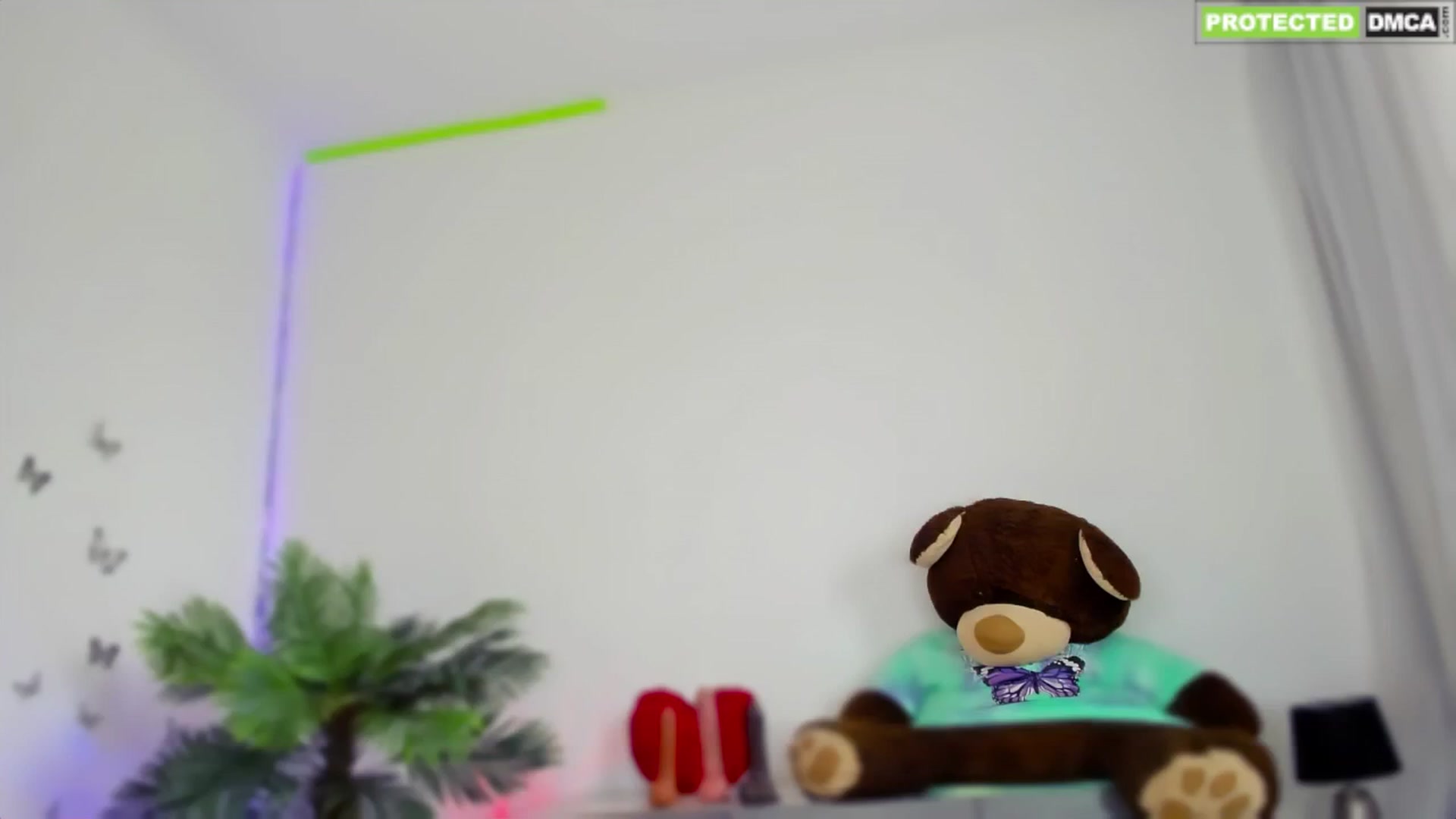 Gallery image thumbnail from Neytirii's myfreecams stream on, 07/22/2024, 08:03 image 18 of 20