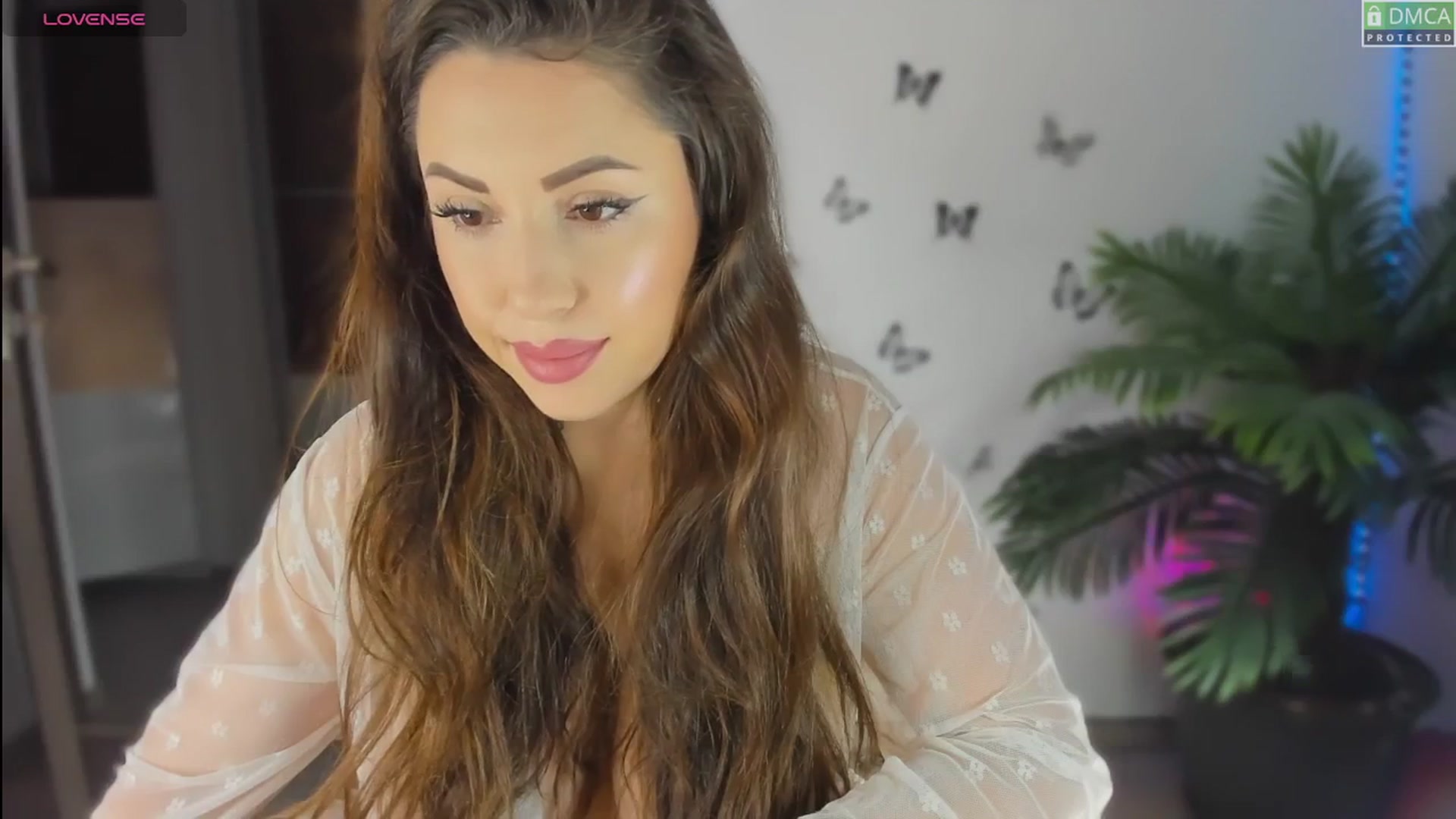 Gallery image thumbnail from Neytirii's myfreecams stream on, 06/17/2025, 08:37 image 4 of 20