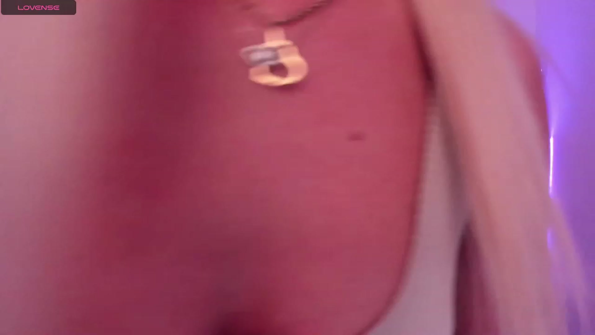 Gallery image thumbnail from NiaBlondie's myfreecams stream on, 12/19/2023, 19:02 image 7 of 20