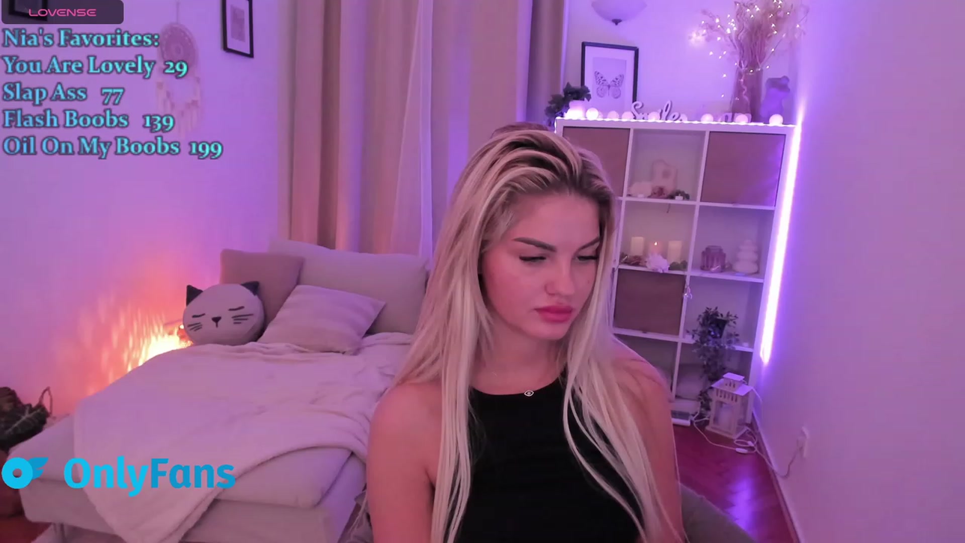 Gallery image thumbnail from NiaBlondie's myfreecams stream on, 01/13/2024, 14:59 image 4 of 20