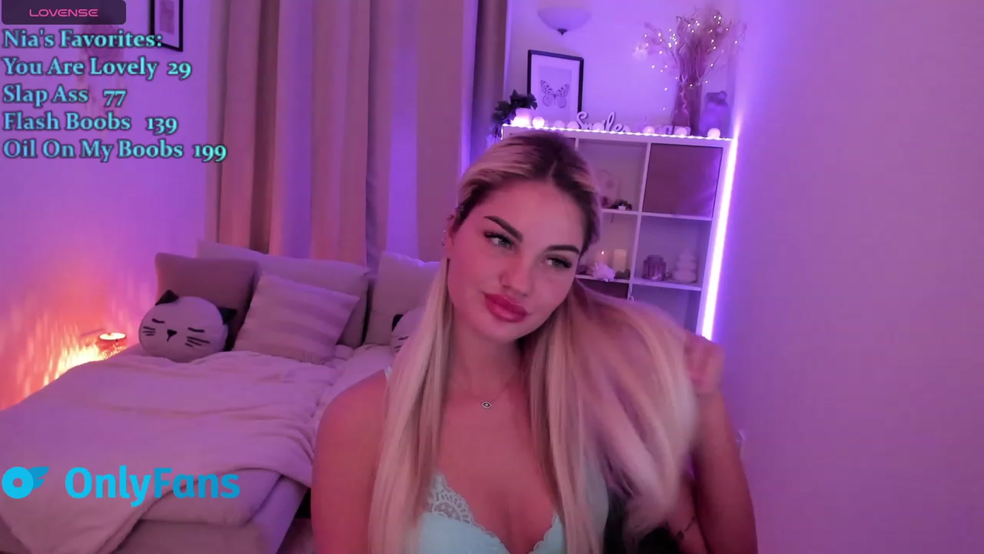 Gallery image thumbnail from NiaBlondie's myfreecams stream on, 01/18/2024, 18:38 image 14 of 20