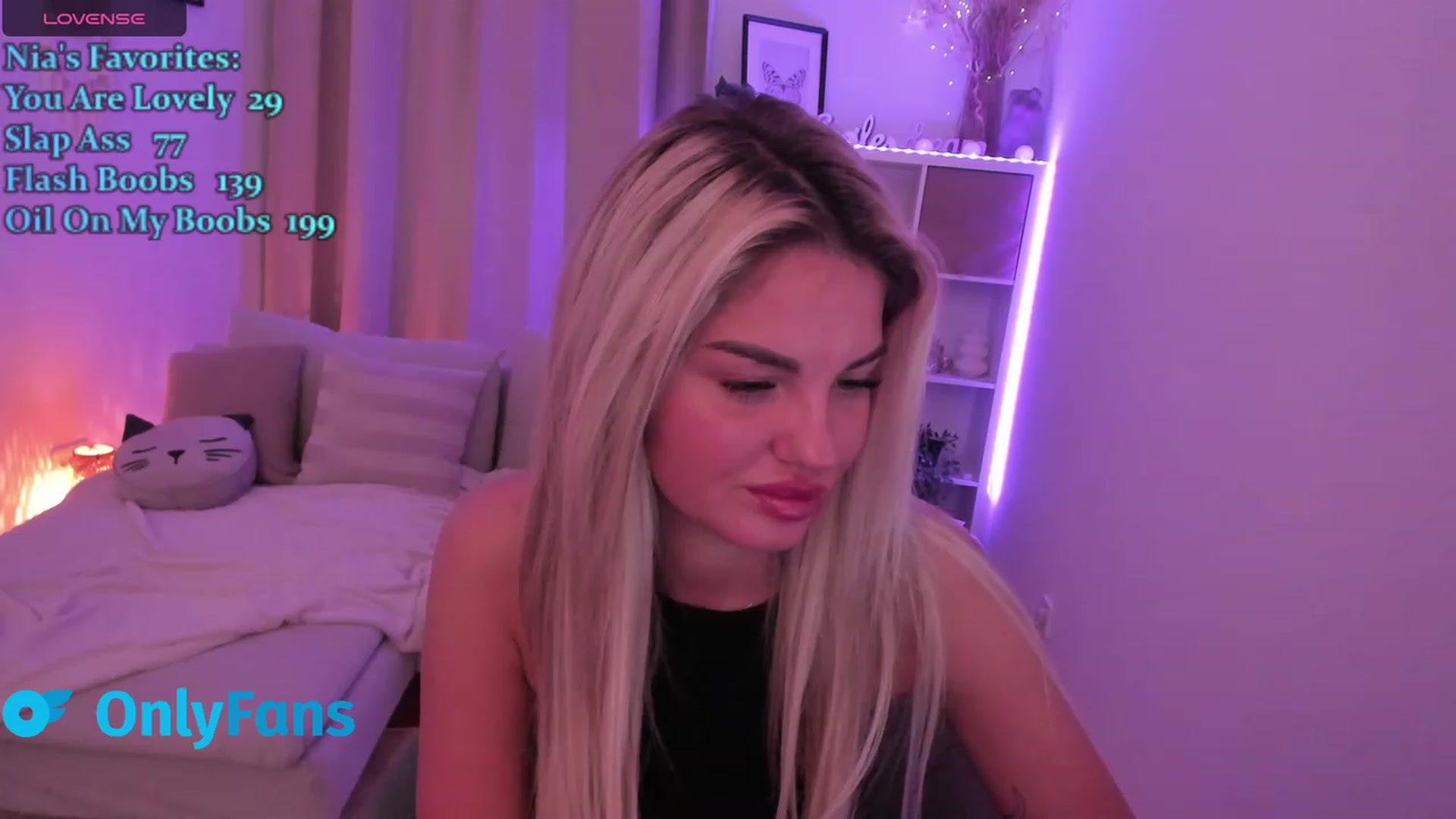 Gallery image thumbnail from NiaBlondie's myfreecams stream on, 01/26/2024, 11:19 image 7 of 20