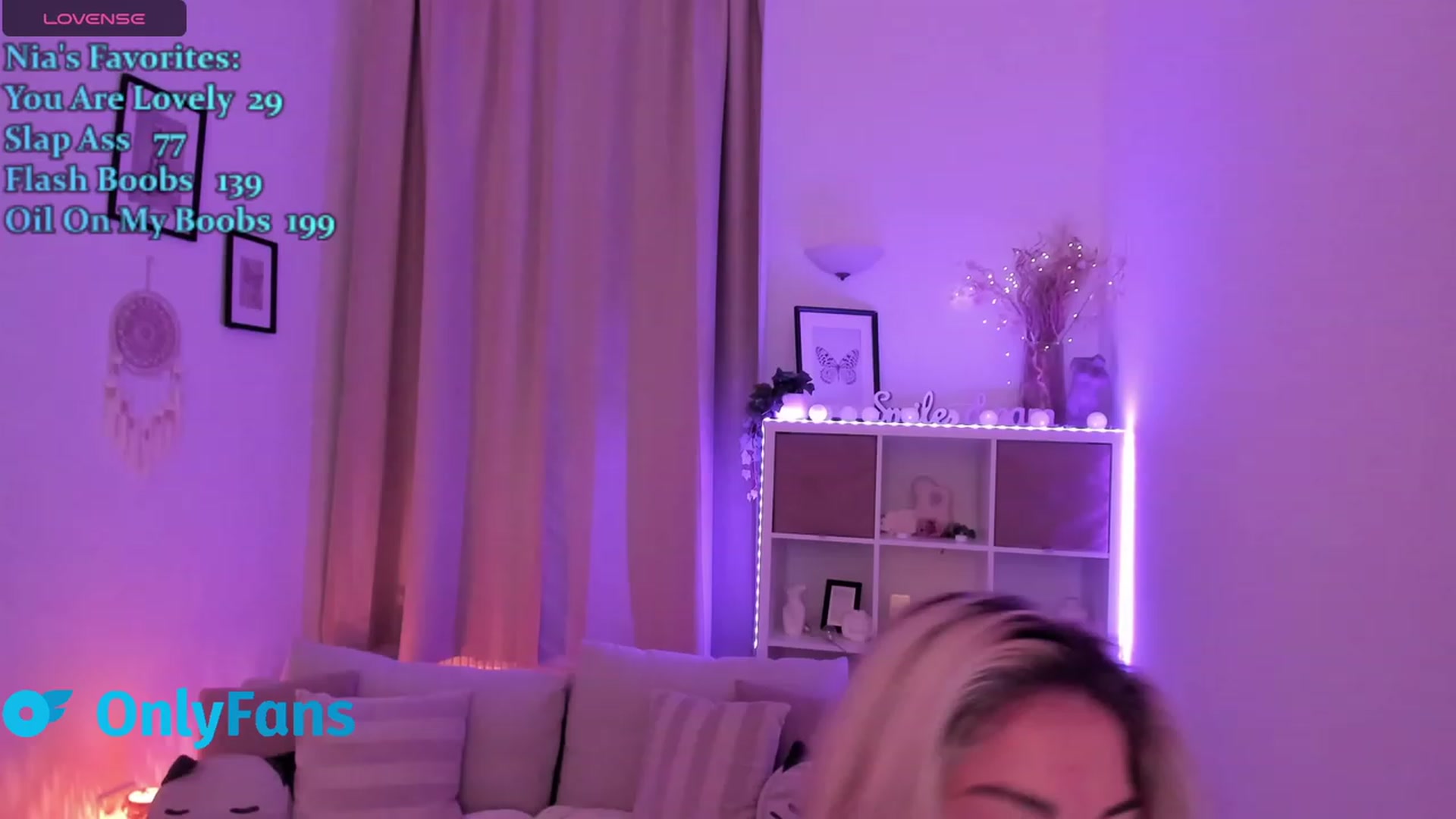 Gallery image thumbnail from NiaBlondie's myfreecams stream on, 01/28/2024, 12:10 image 2 of 20
