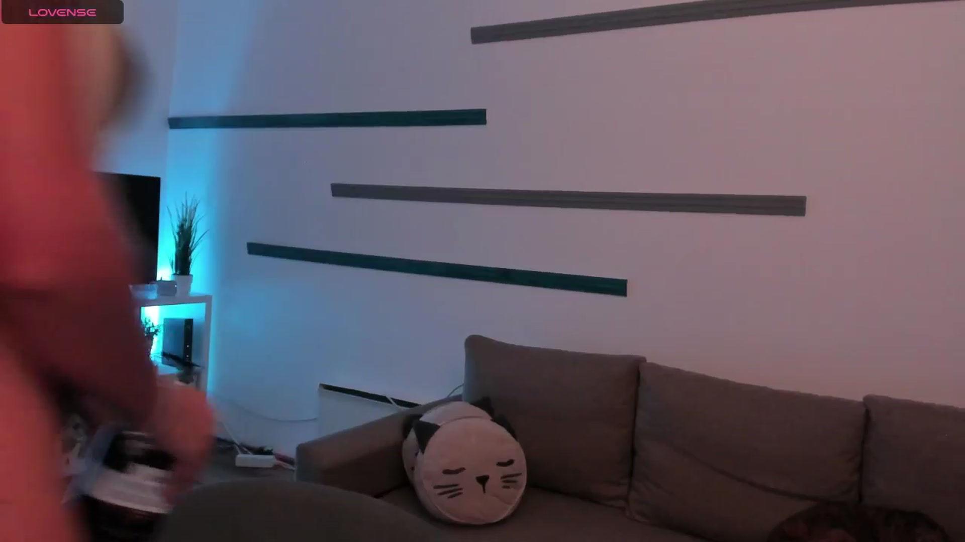 Gallery image thumbnail from NiaBlondie's myfreecams stream on, 06/19/2024, 20:40 image 8 of 20