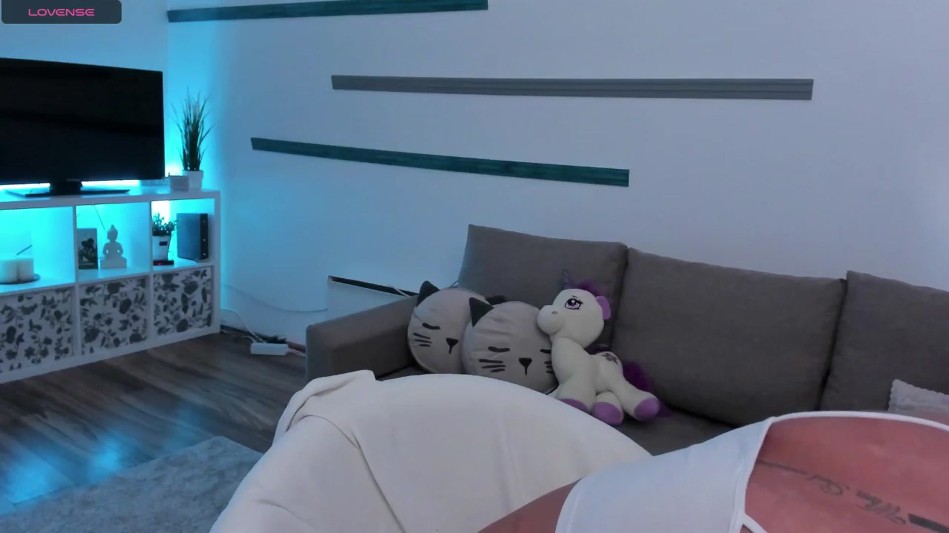 Gallery image thumbnail from NiaBlondie's myfreecams stream on, 07/11/2024, 17:14 image 6 of 20