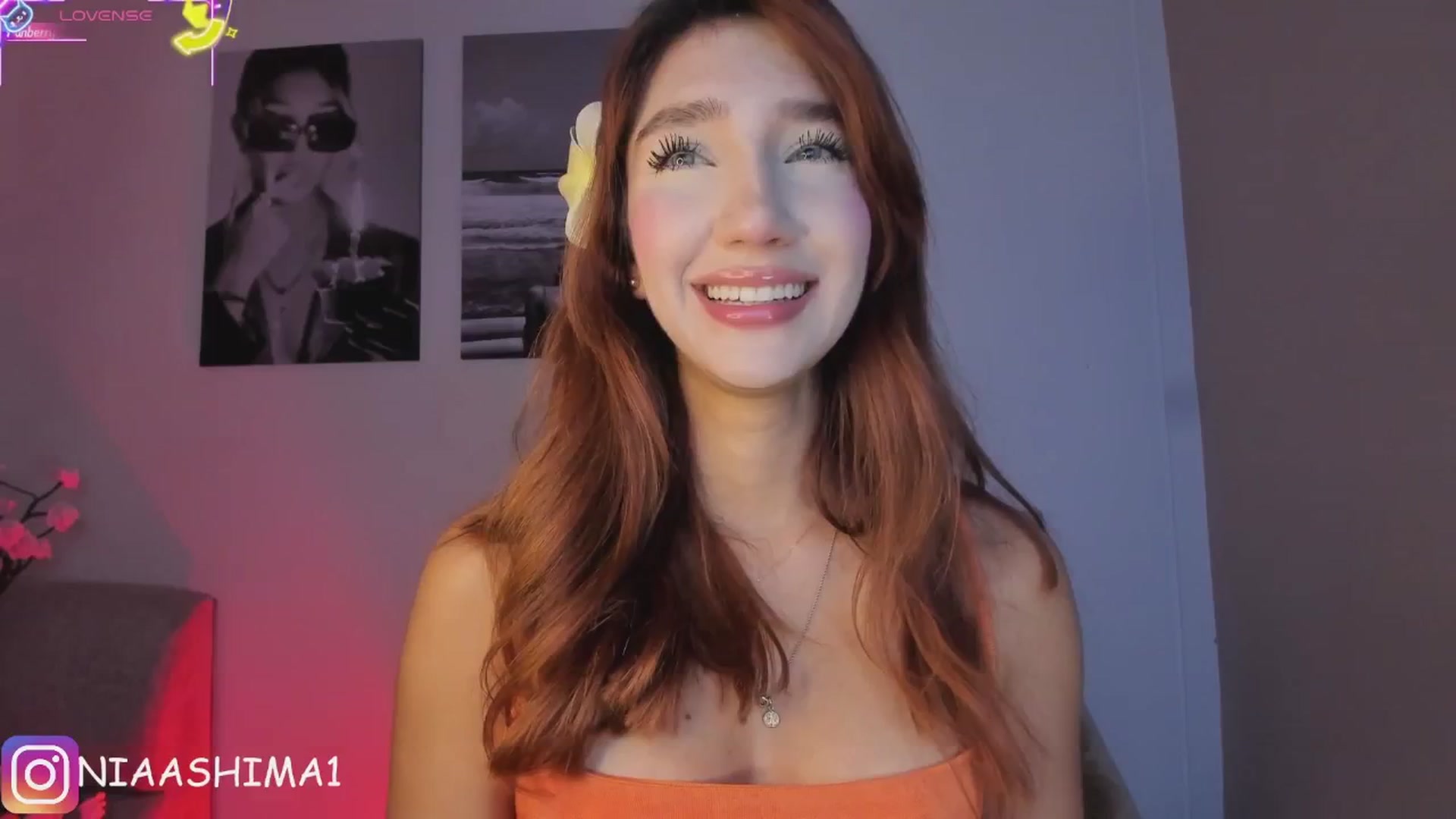 Gallery image thumbnail from NiaVelvet's myfreecams stream on, 06/25/2025, 13:51 image 6 of 20