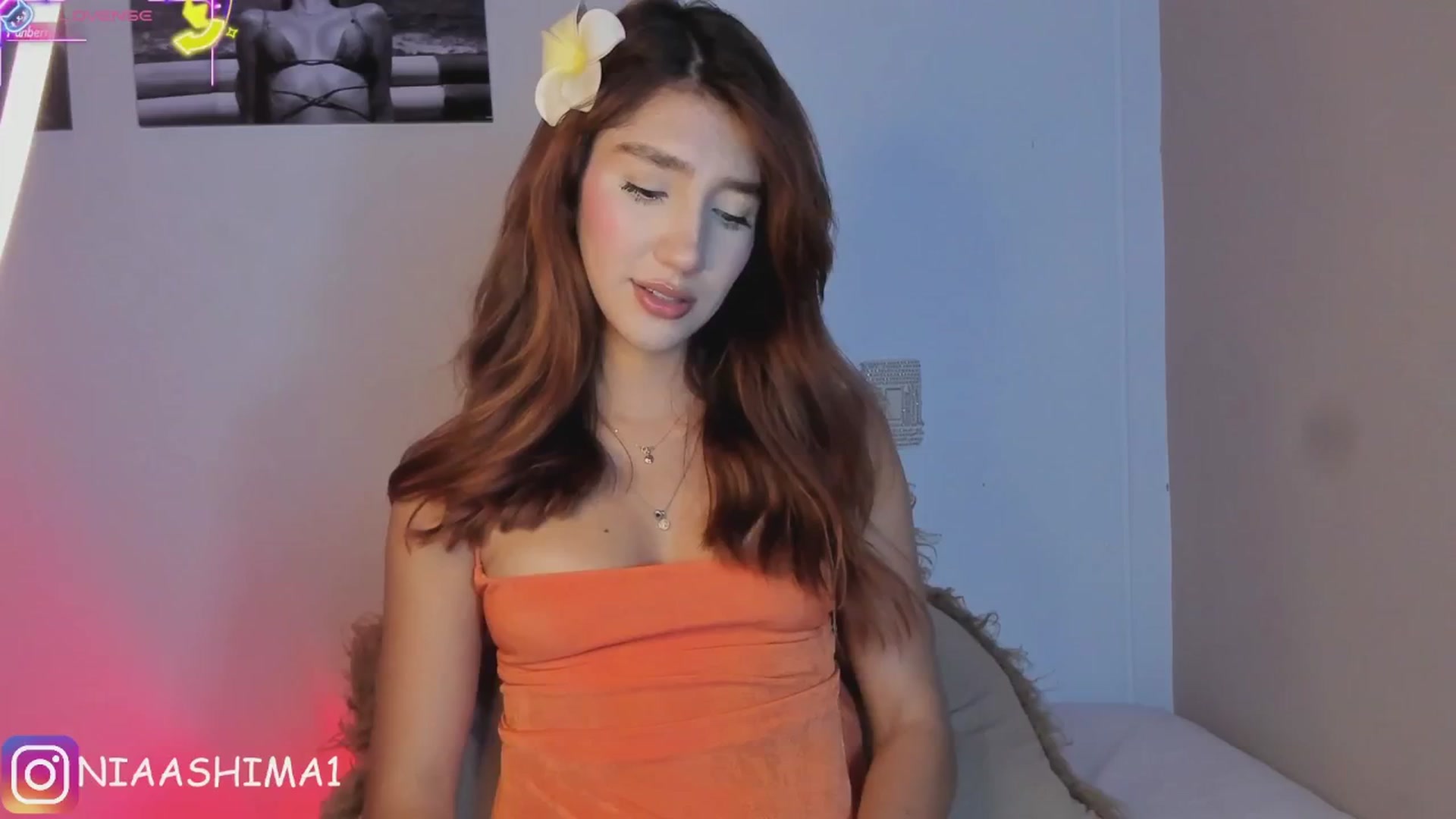 Gallery image thumbnail from NiaVelvet's myfreecams stream on, 06/25/2025, 13:51 image 20 of 20