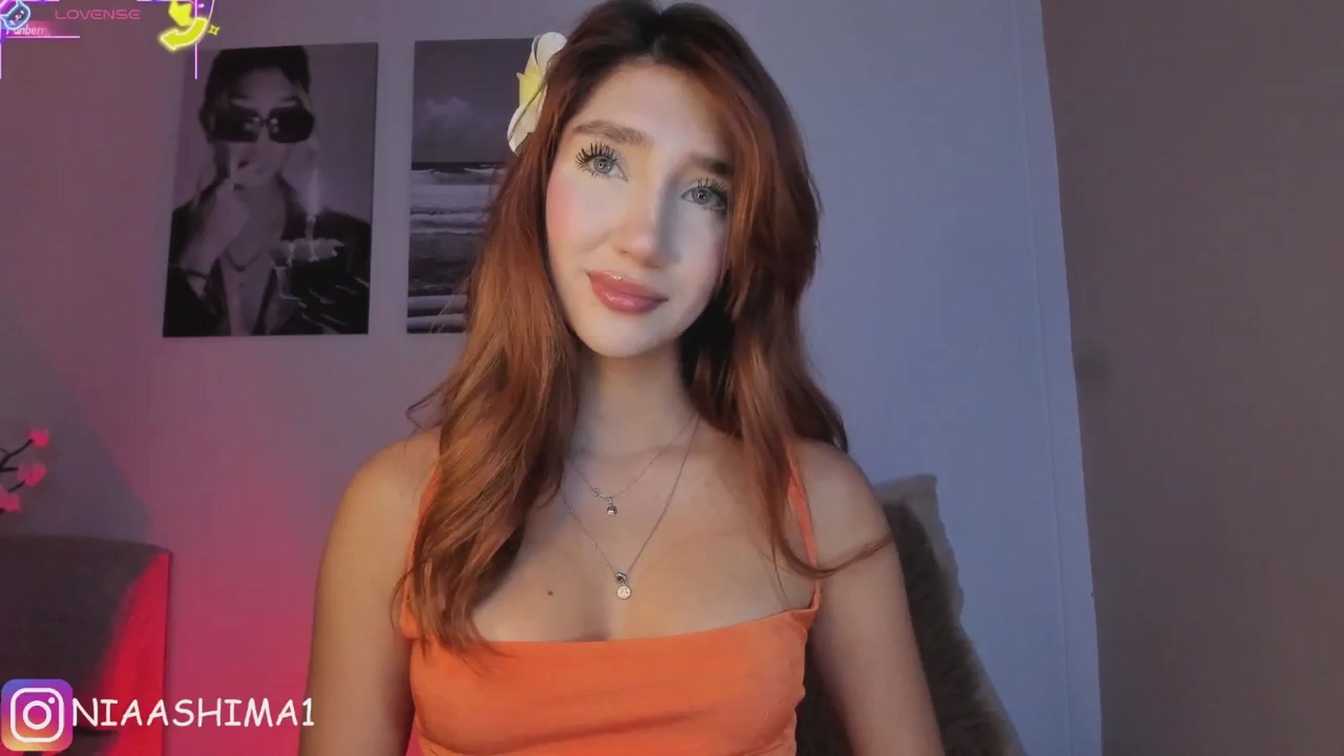 Gallery image thumbnail from NiaVelvet's myfreecams stream on, 06/25/2025, 13:51 image 13 of 20