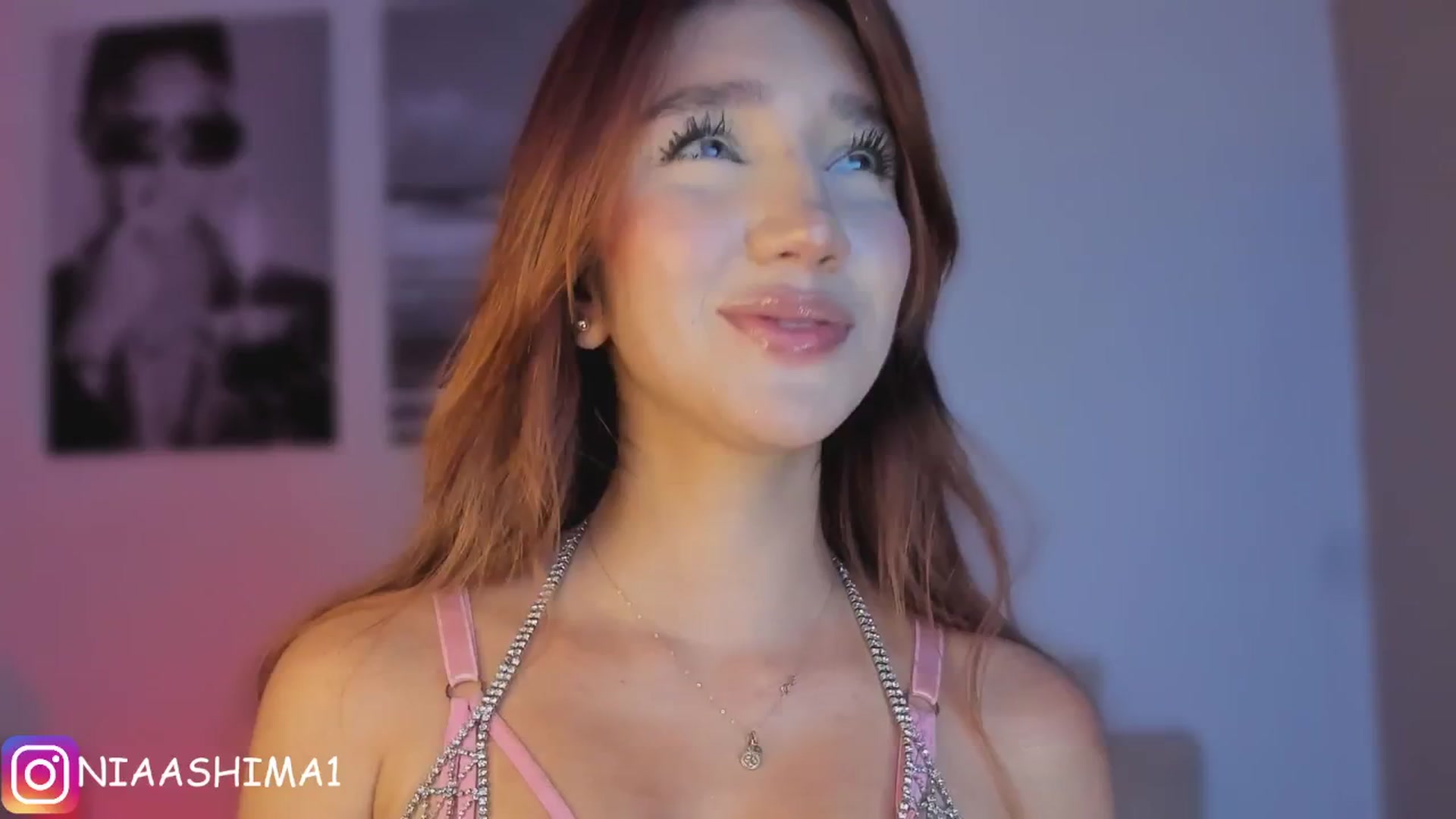 Gallery image thumbnail from NiaVelvet's myfreecams stream on, 06/30/2025, 19:00 image 14 of 20