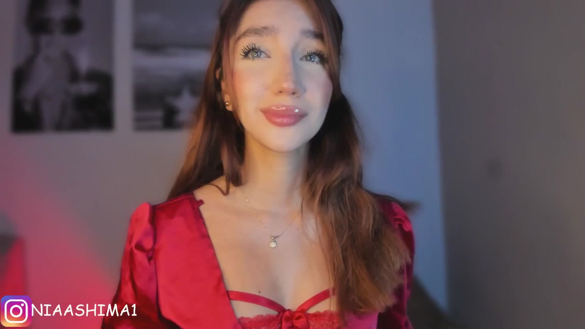 Gallery image thumbnail from NiaVelvet's myfreecams stream on, 07/01/2025, 15:09 image 16 of 20