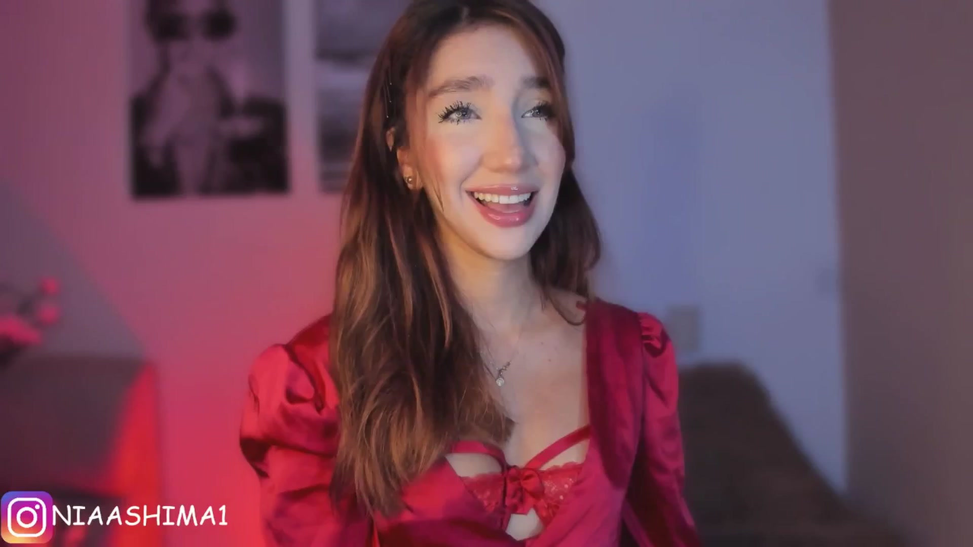 Gallery image thumbnail from NiaVelvet's myfreecams stream on, 07/01/2025, 15:09 image 12 of 20