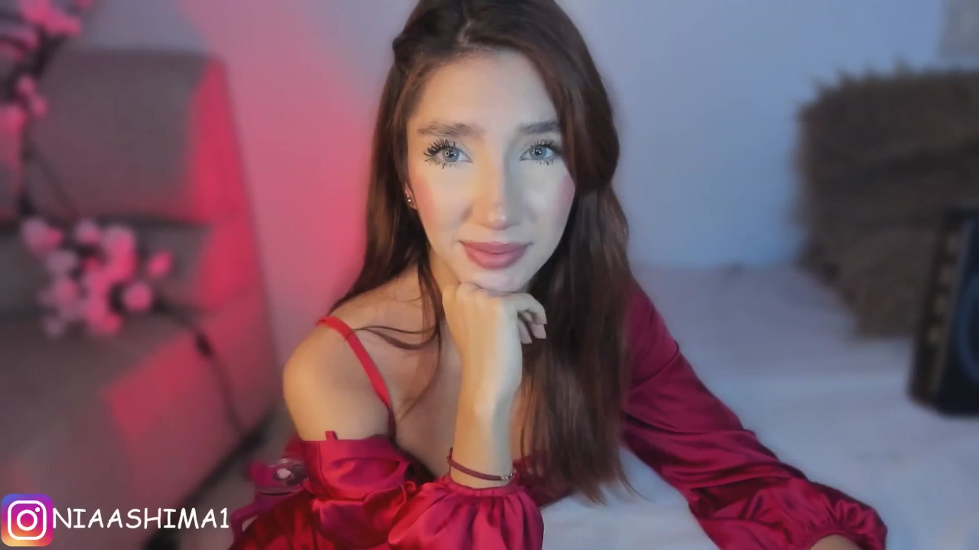 Gallery image thumbnail from NiaVelvet's myfreecams stream on, 07/01/2025, 17:41 image 6 of 20