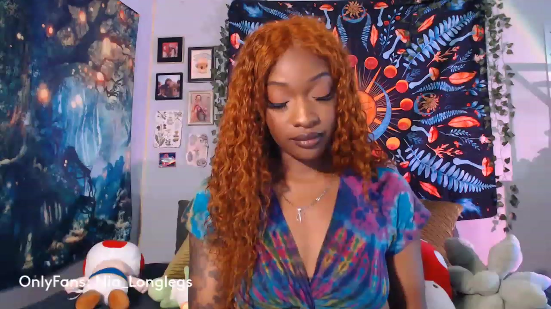 Gallery image thumbnail from Nia_Longlegs's myfreecams stream on, 04/15/2023, 20:10 image 2 of 20