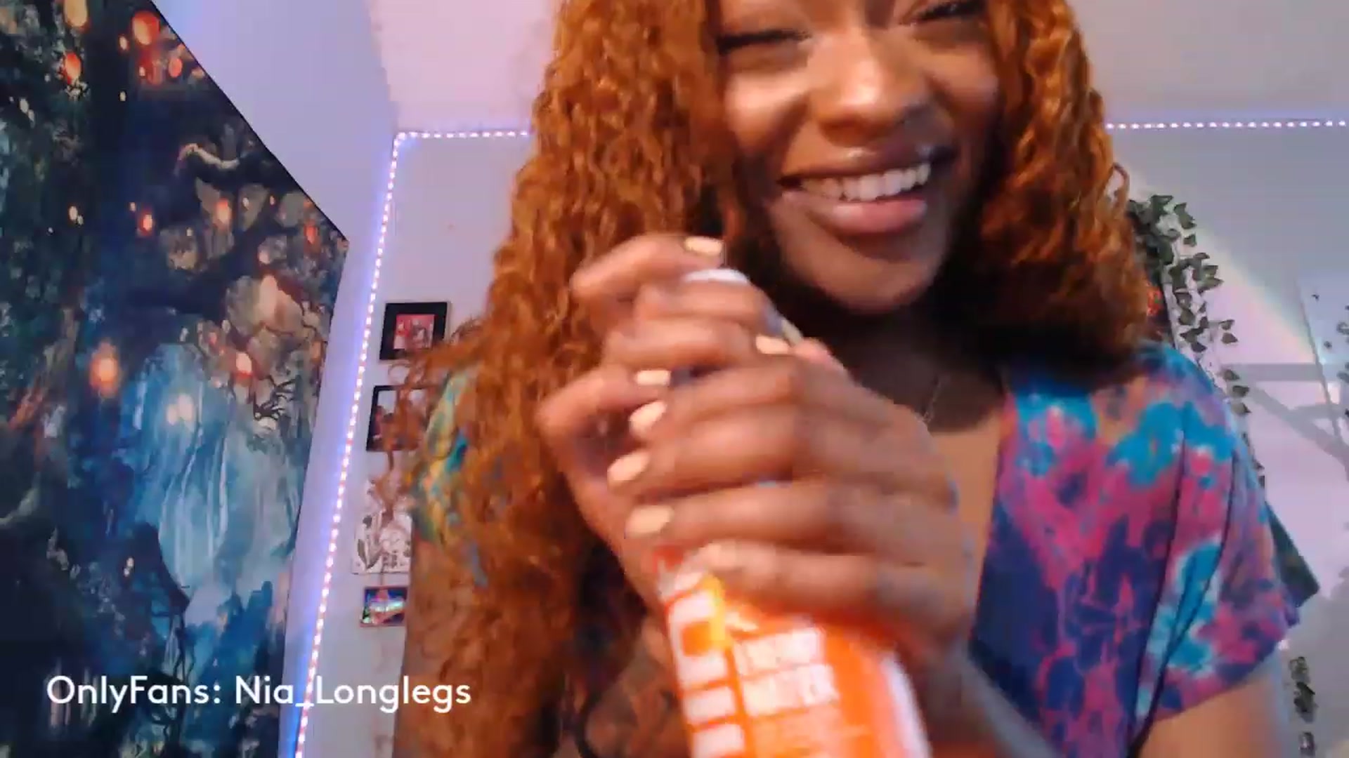 Gallery image thumbnail from Nia_Longlegs's myfreecams stream on, 04/15/2023, 21:58 image 14 of 20