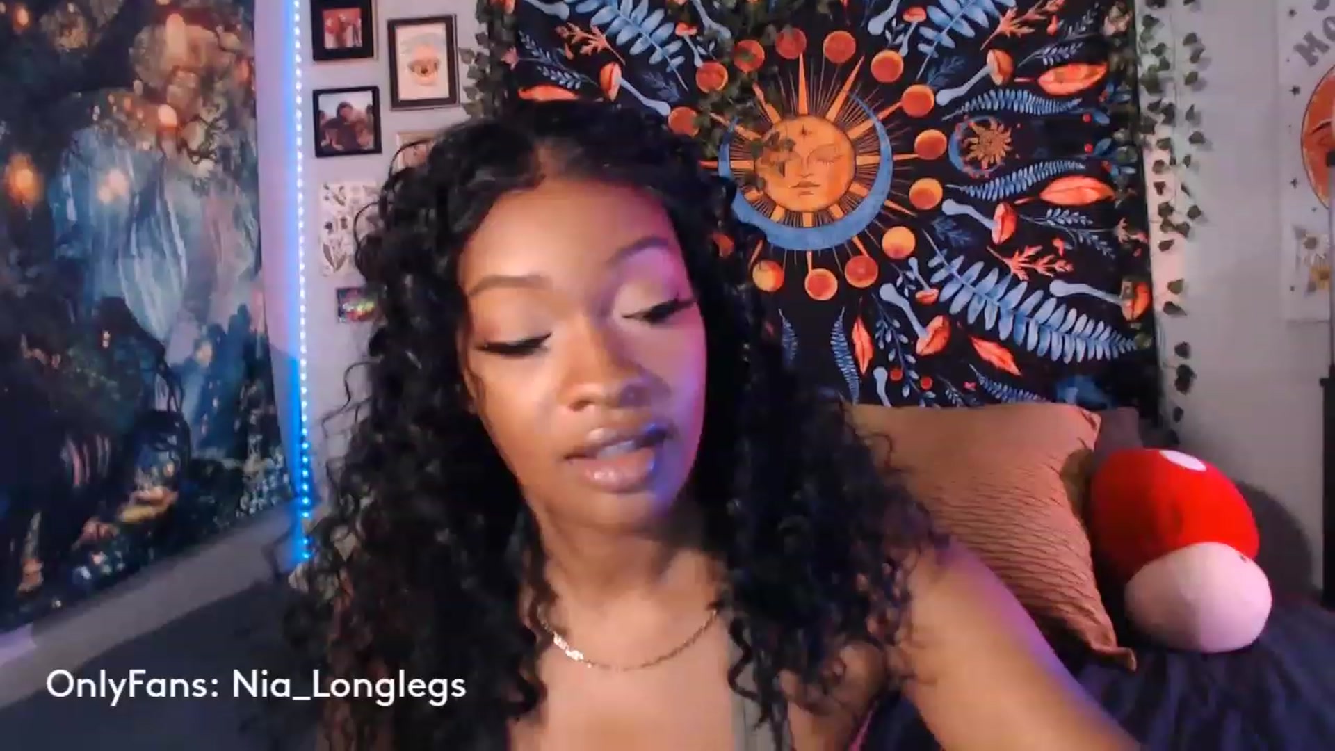 Gallery image thumbnail from Nia_Longlegs's myfreecams stream on, 04/28/2023, 05:30 image 8 of 20