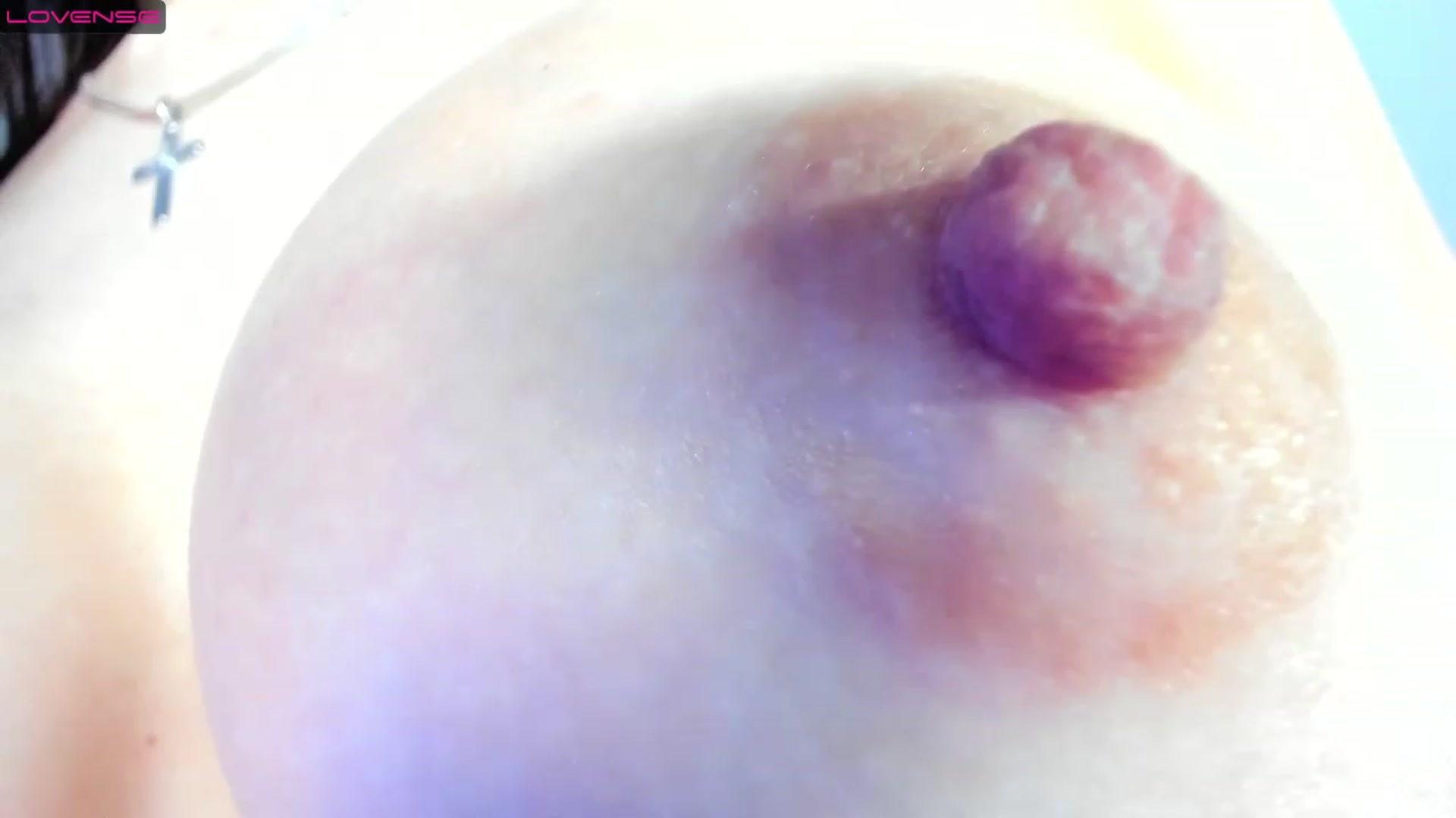 Gallery image thumbnail from NiceGirl_'s myfreecams stream on, 03/20/2023, 19:20 image 7 of 20