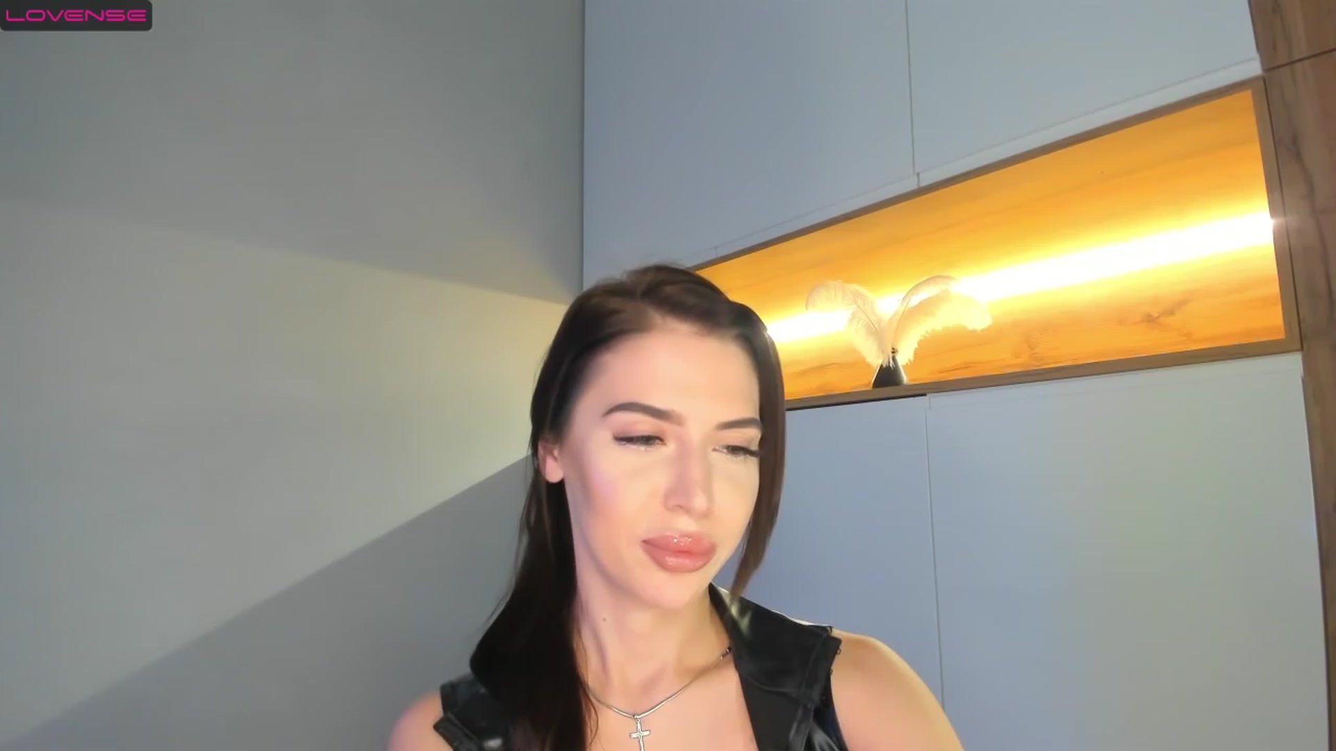 Gallery image thumbnail from NiceGirl_'s myfreecams stream on, 03/21/2023, 18:57 image 20 of 20