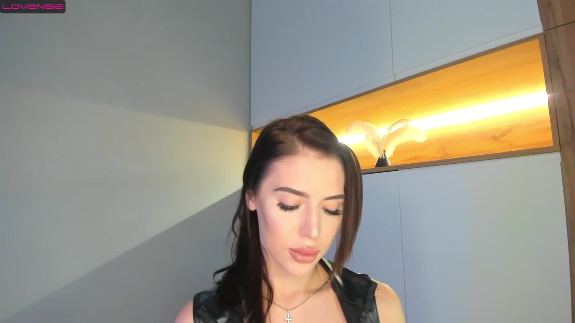 Gallery image thumbnail from NiceGirl_'s myfreecams stream on, 03/21/2023, 19:54 image 1 of 20