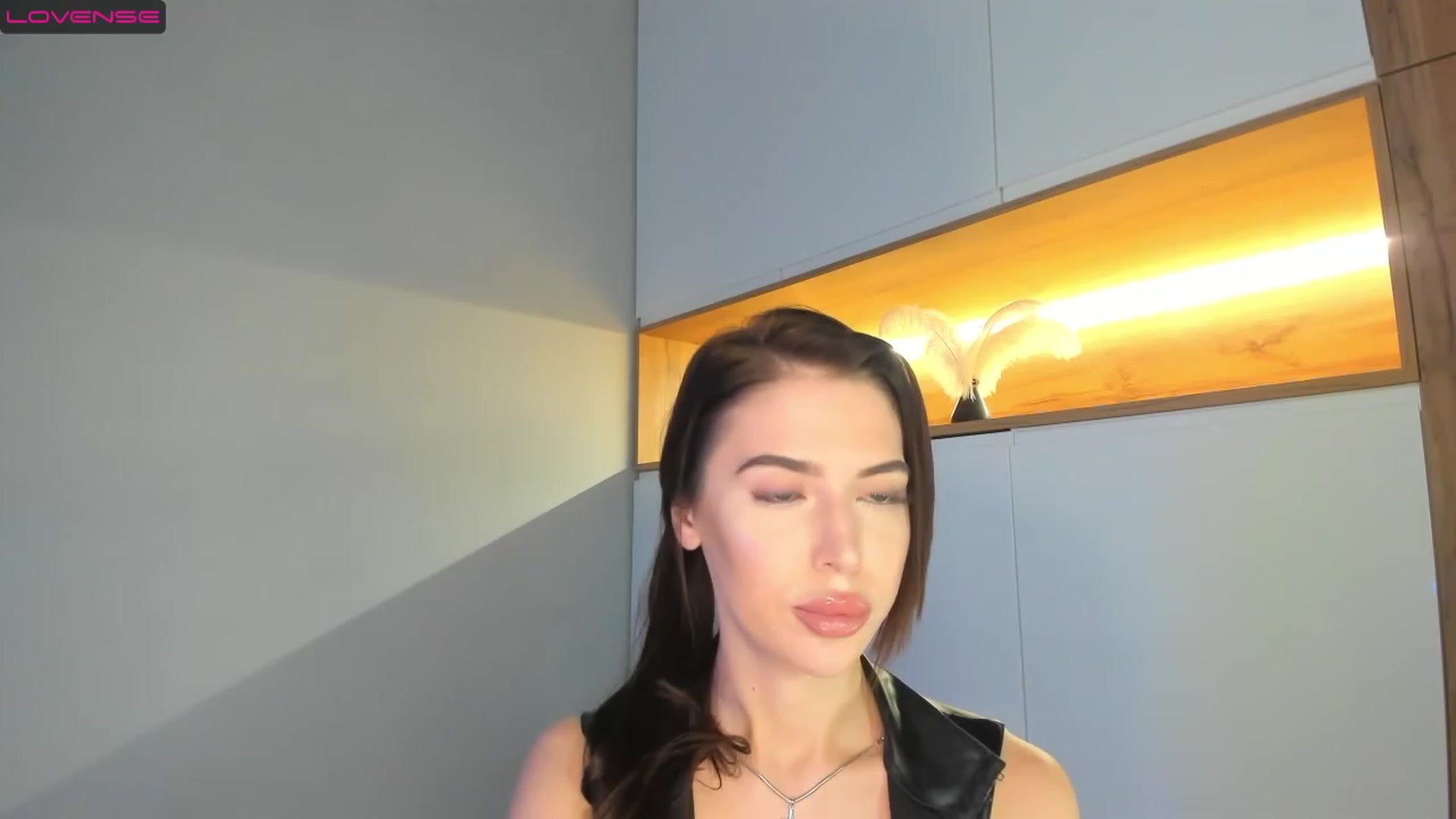 Gallery image thumbnail from NiceGirl_'s myfreecams stream on, 03/21/2023, 19:54 image 2 of 20