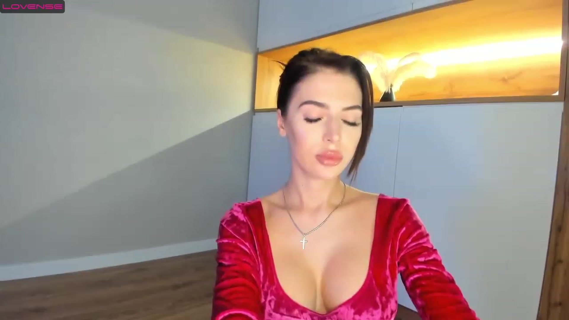 Gallery image thumbnail from NiceGirl_'s myfreecams stream on, 03/21/2023, 19:54 image 19 of 20