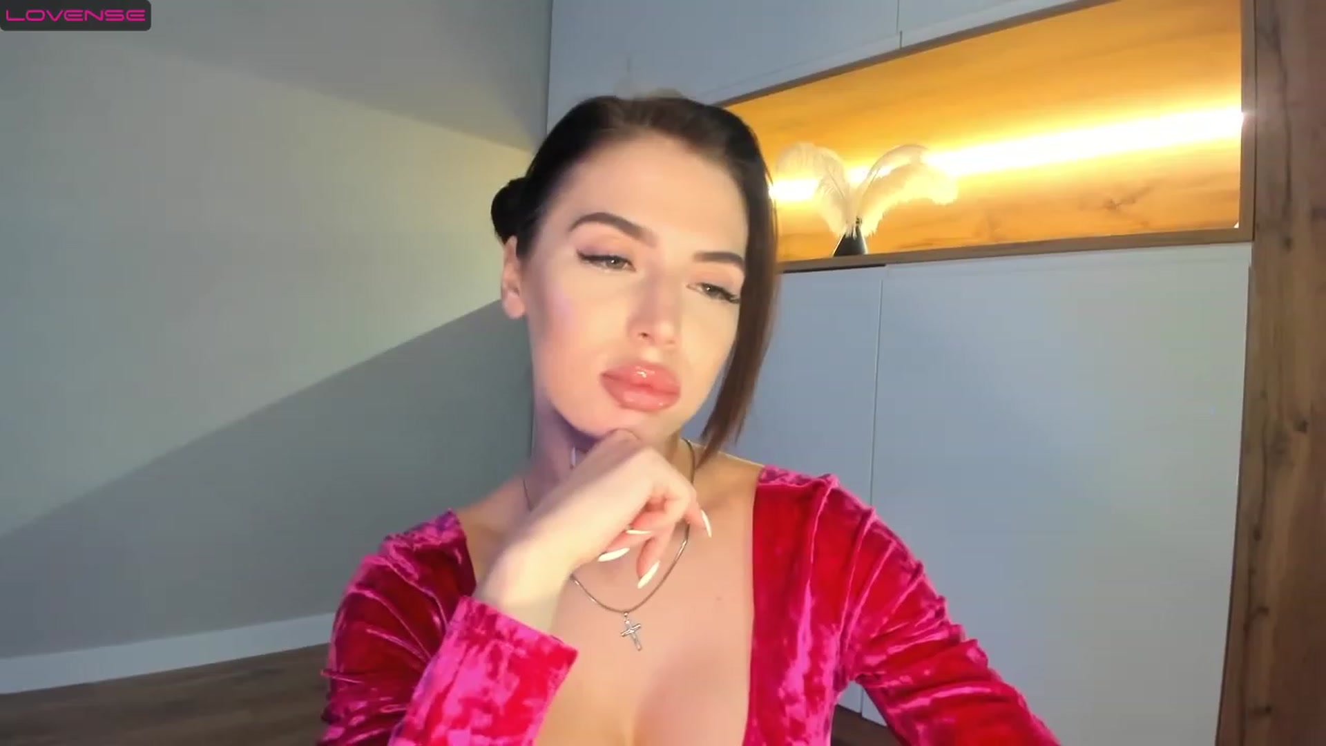 Gallery image thumbnail from NiceGirl_'s myfreecams stream on, 03/21/2023, 21:29 image 1 of 20