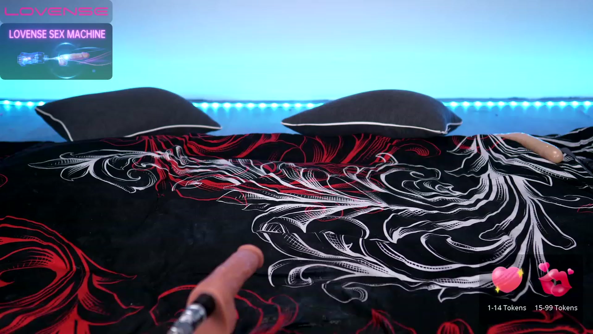 Gallery image thumbnail from NiceHotJob's myfreecams stream on, 12/05/2022, 24:18 image 19 of 20
