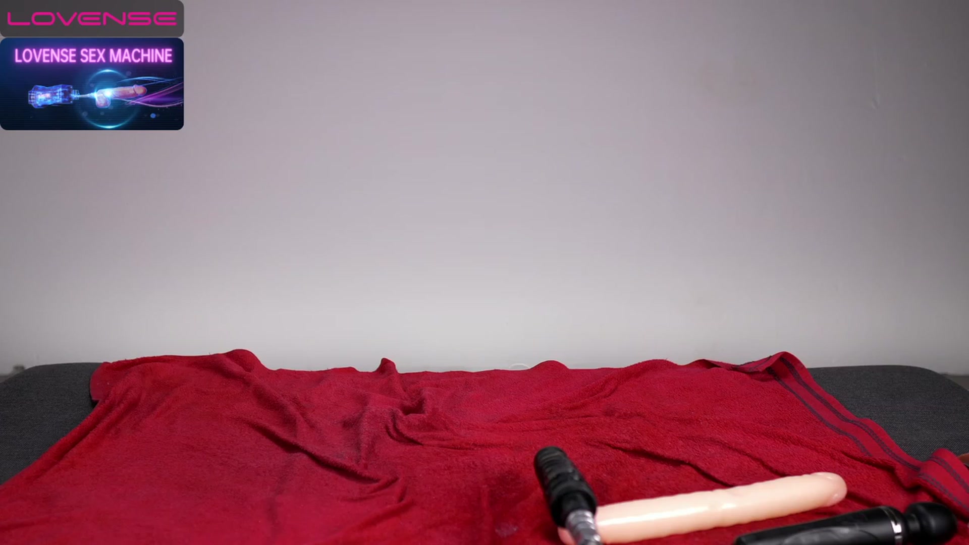 Gallery image thumbnail from NiceHotJob's myfreecams stream on, 01/04/2023, 24:10 image 6 of 20