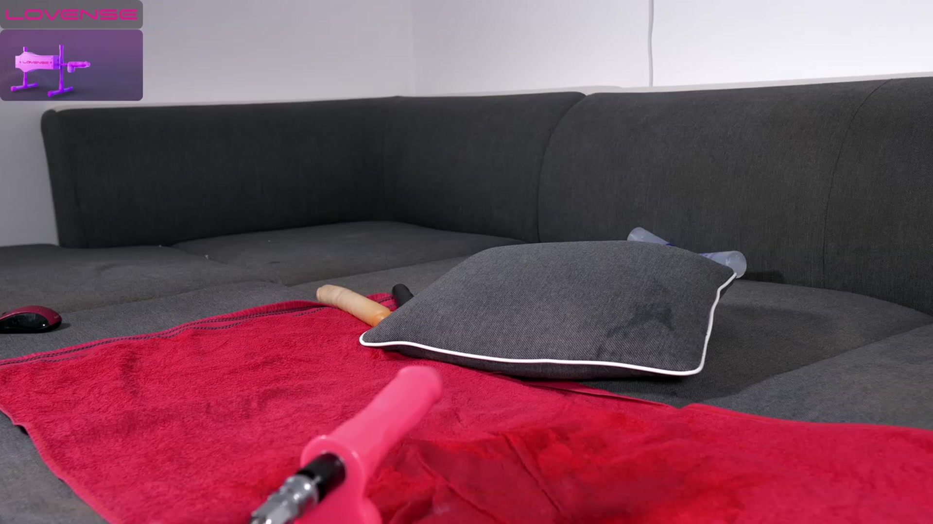 Gallery image thumbnail from NiceHotJob's myfreecams stream on, 06/04/2023, 23:14 image 1 of 20