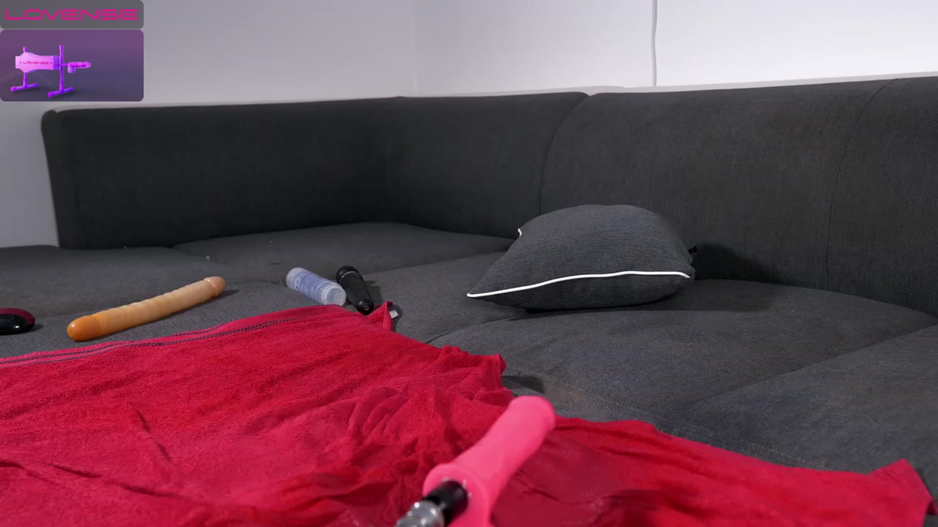 Gallery image thumbnail from NiceHotJob's myfreecams stream on, 06/08/2023, 21:15 image 11 of 20