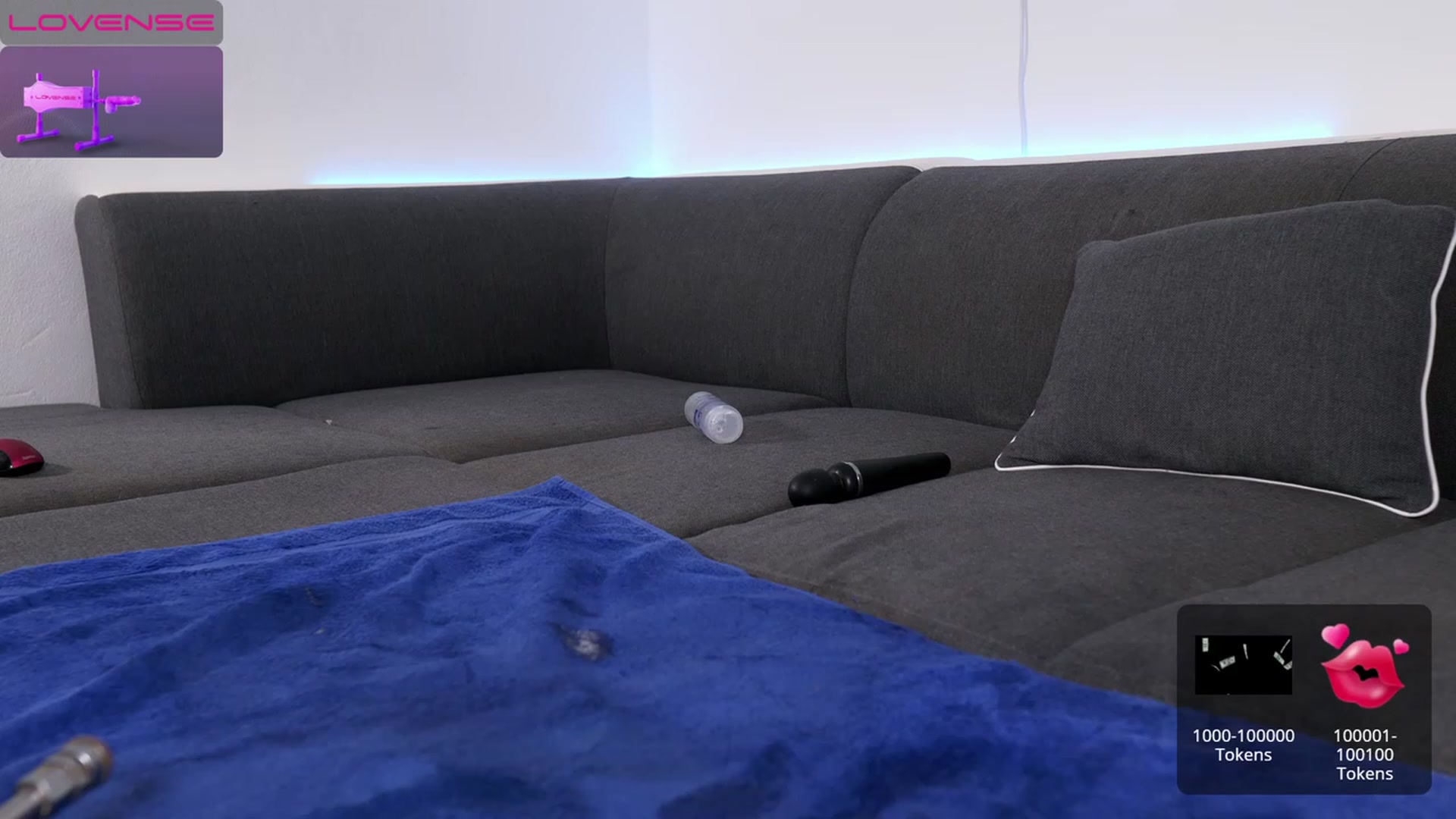 Gallery image thumbnail from NiceHotJob's myfreecams stream on, 06/26/2023, 15:24 image 17 of 20