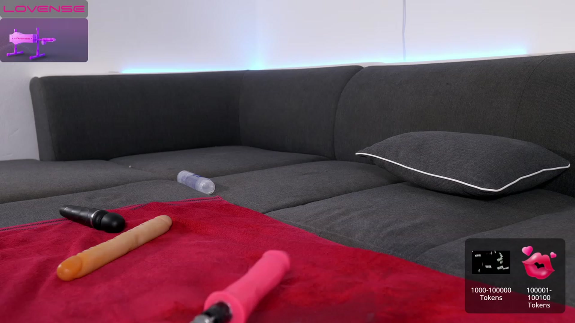 Gallery image thumbnail from NiceHotJob's myfreecams stream on, 07/08/2023, 15:26 image 15 of 20